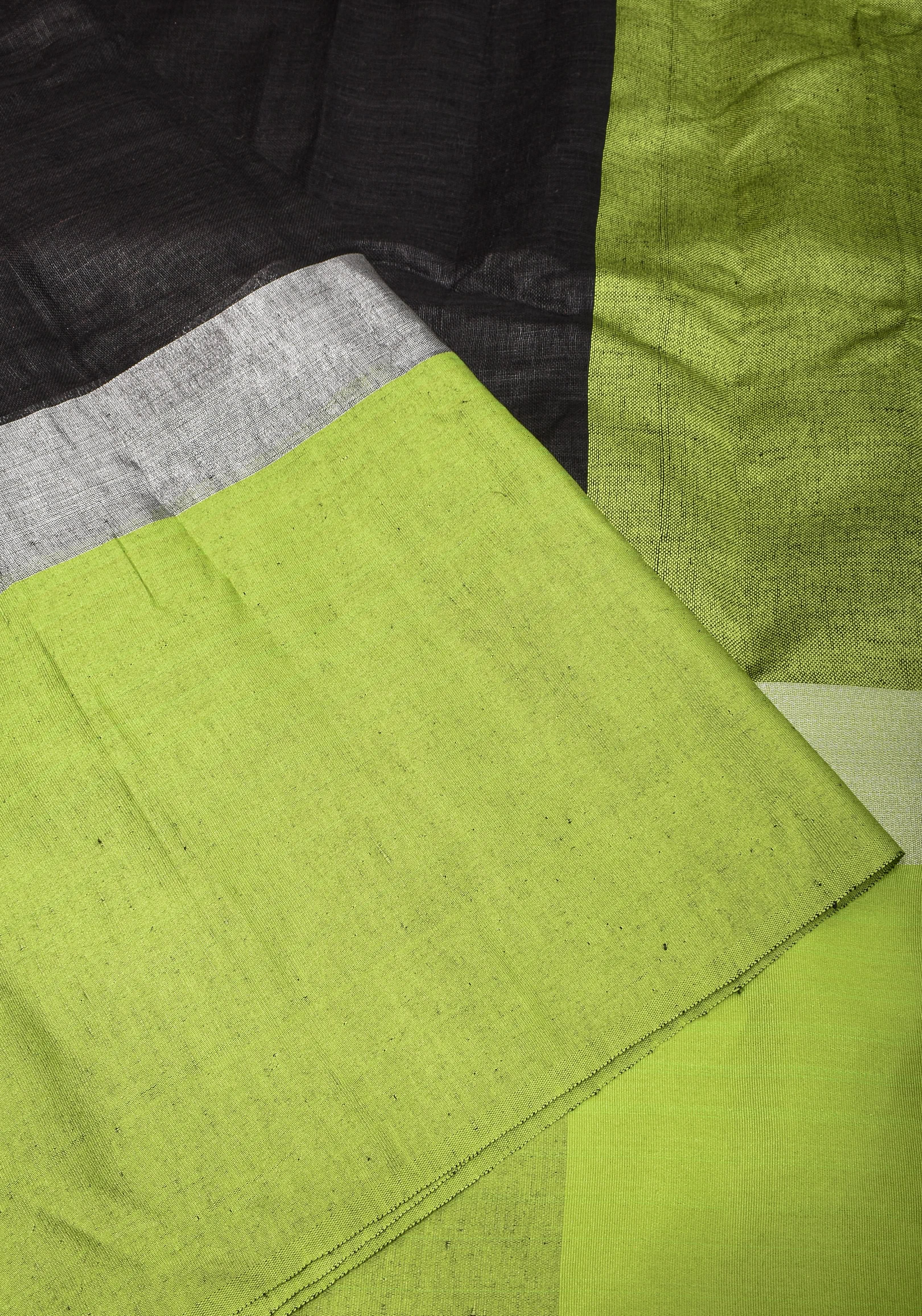 Black and Leaf Green Wide Border Linen by Linen Saree | Shobitam - Image 6