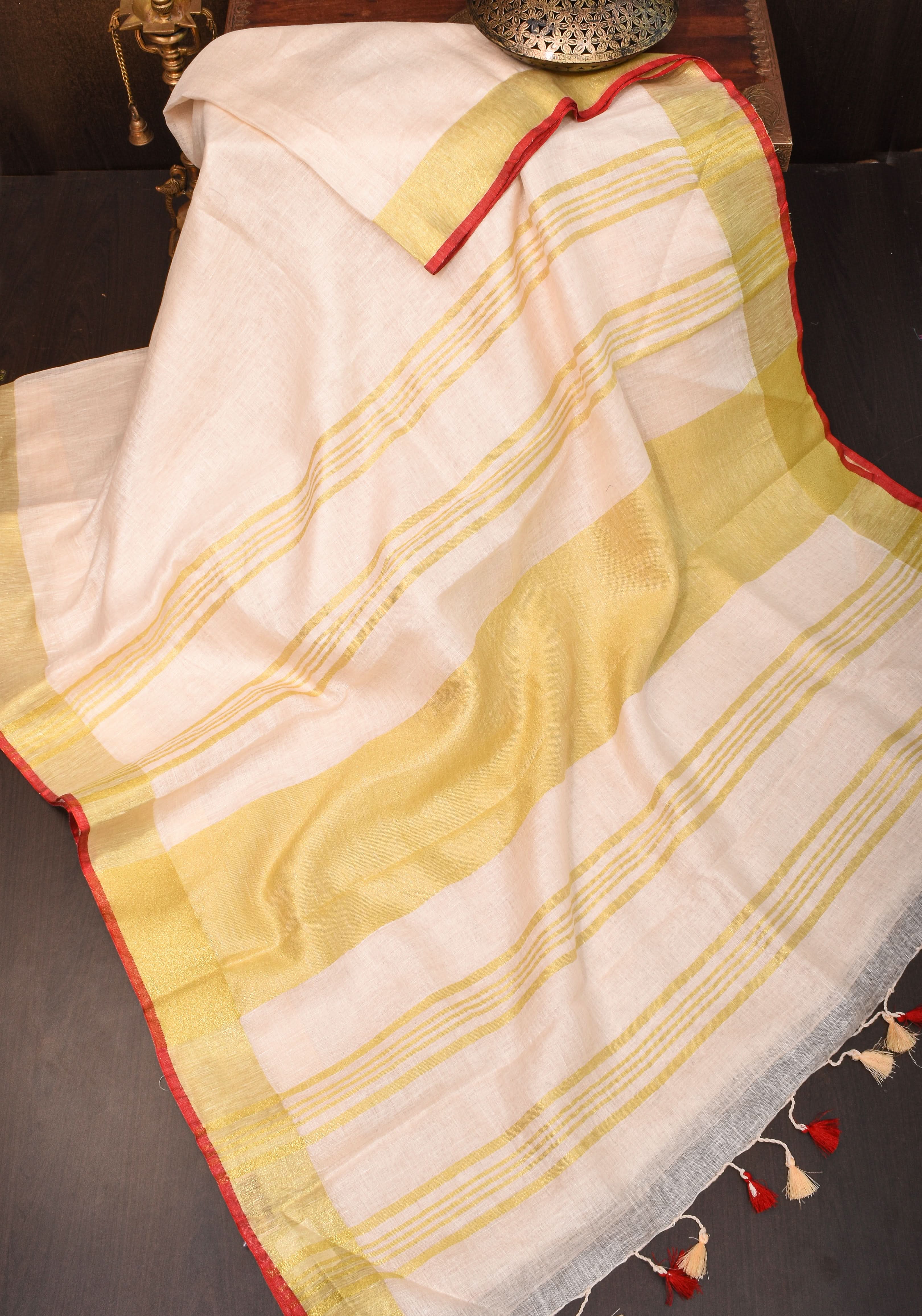 Ivory Linen by Linen saree with Red-Gold Border | Shobitam - Image 3