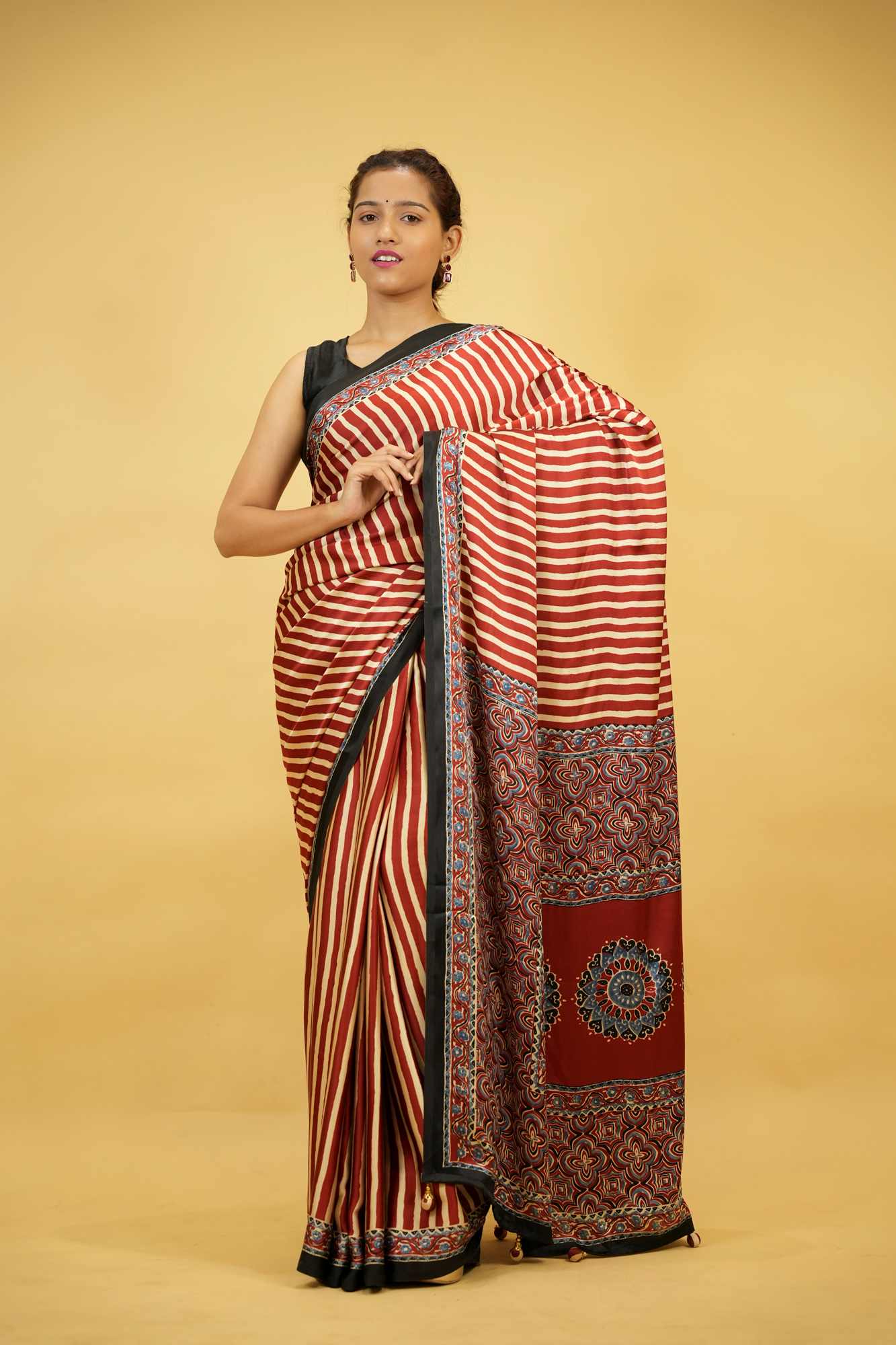 Ajrakh Printed Crepe Silk Ready To Wear Saree - Image 5