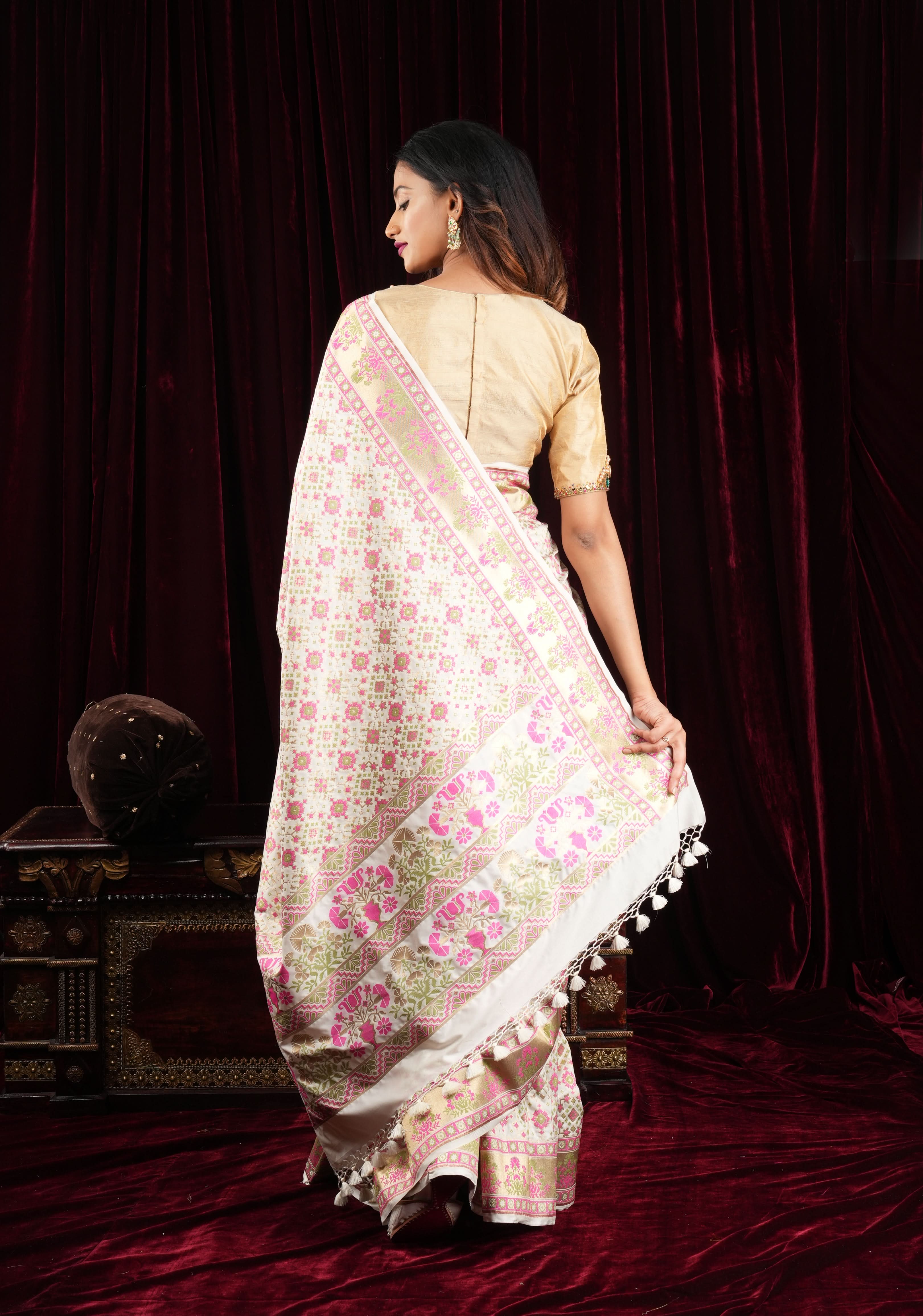 Exquisite Off White Semi Silk Saree with Patola  Meenakari Jaal and Zari Borders | Shobitam - Image 6