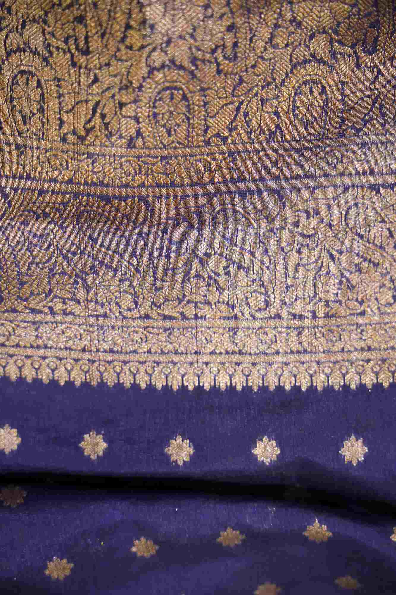 Banarasi with Rich Pallu, Zari Border & Handloom Wrap Ready To Wear Saree - Image 15