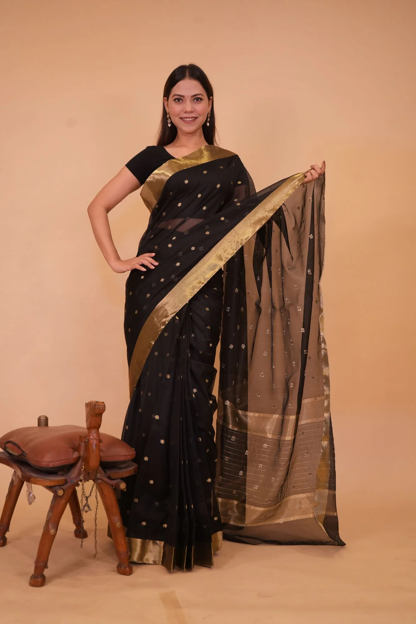 Banarasi Inspired Tissue Silk with Contrast Zari Polka Overall & Golden Bordered 1 minute  Saree - Image 3