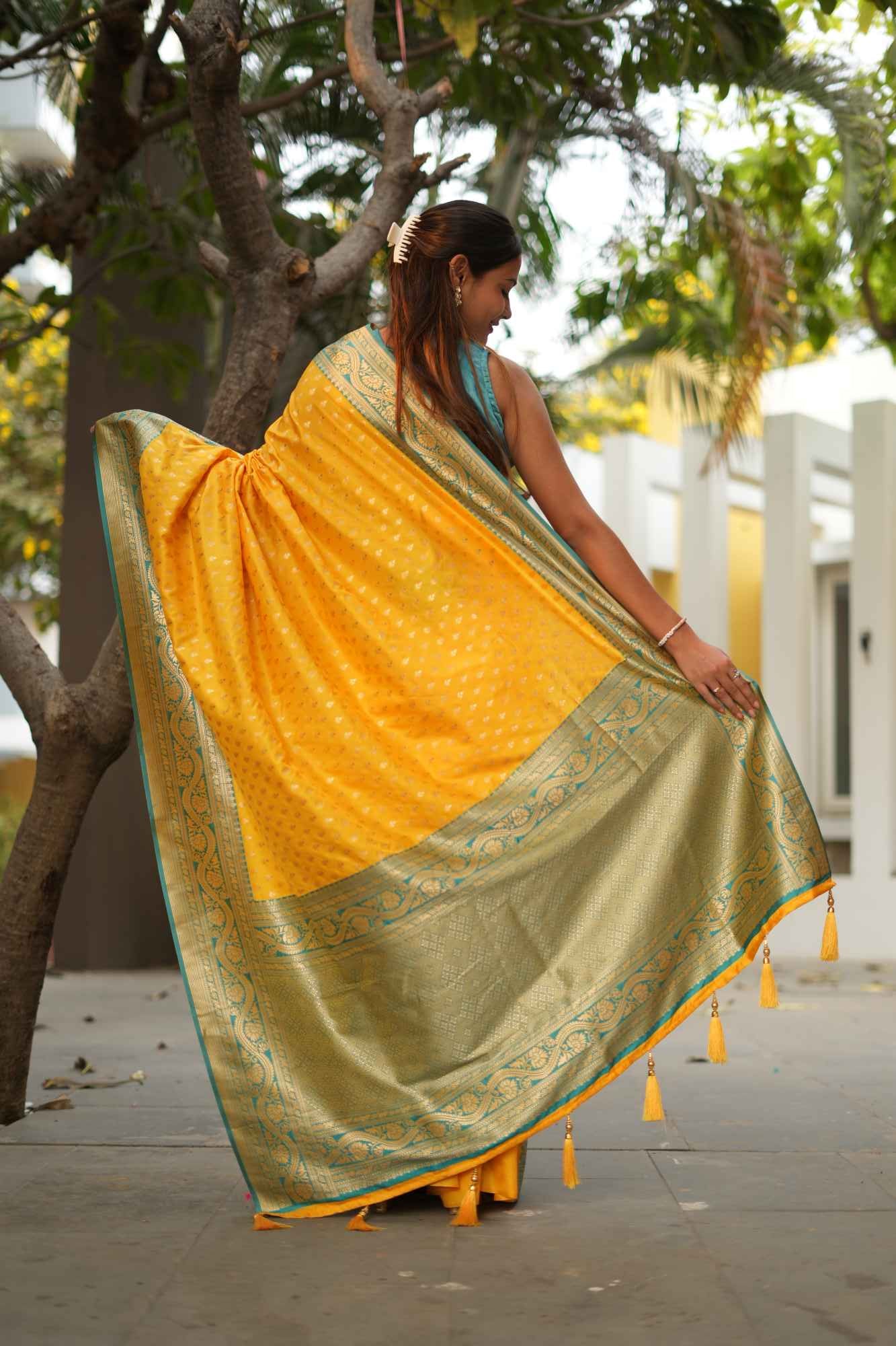Banarasi Zip & Go Saree - Image 5