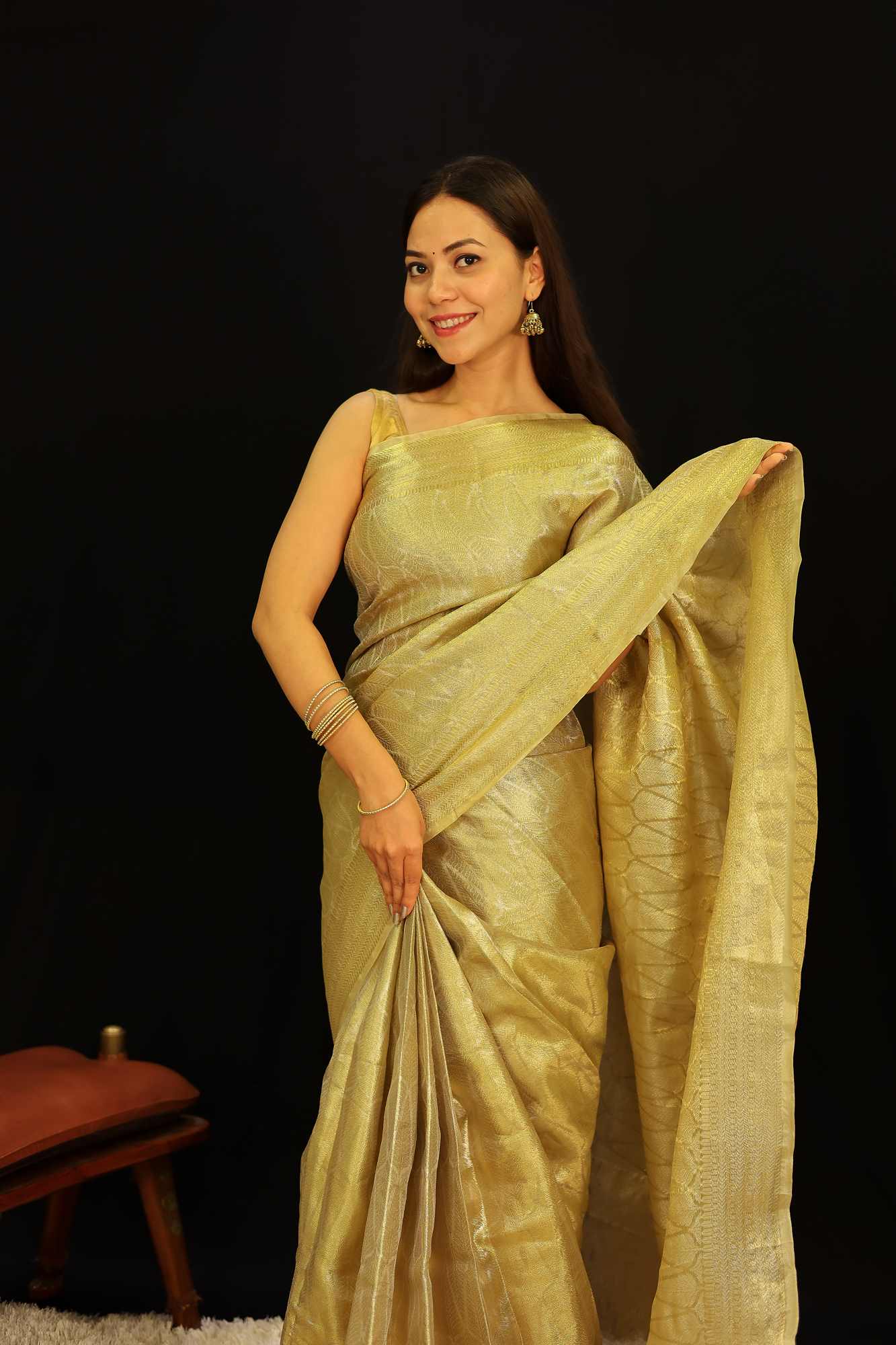 Banarasi predraped saree with Dual-Side Border & Designer Pallu Wrap in 1 Minute Saree - powerloom - Image 4