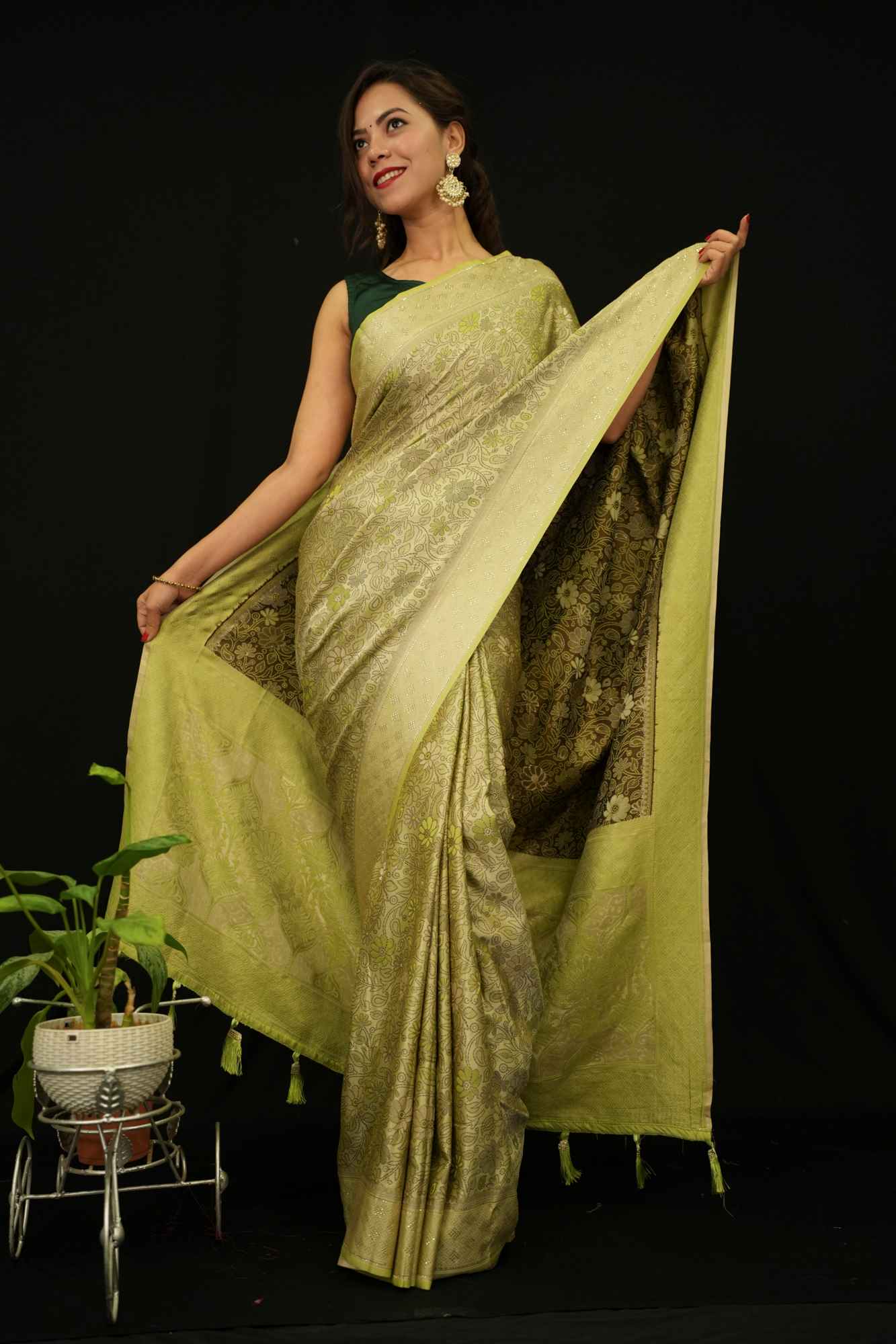Banarasi Satin Silk Overall Kalamkari weaving & Pallu Stone Embellished Wrap in 1 minute saree - Image 6