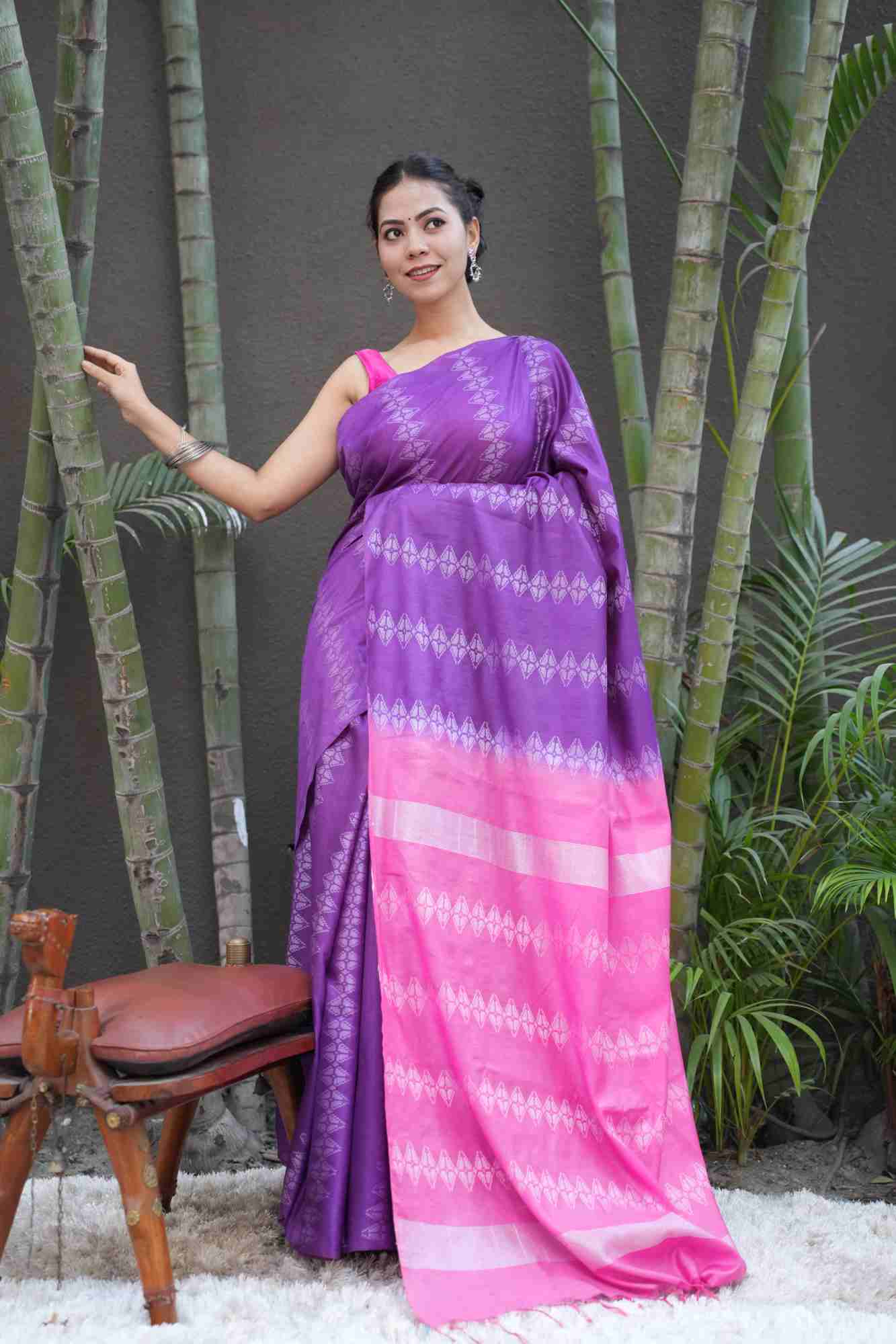 Beautiful Dual Tone With Resham weaving all over Wrap in 1 minute saree - Image 6