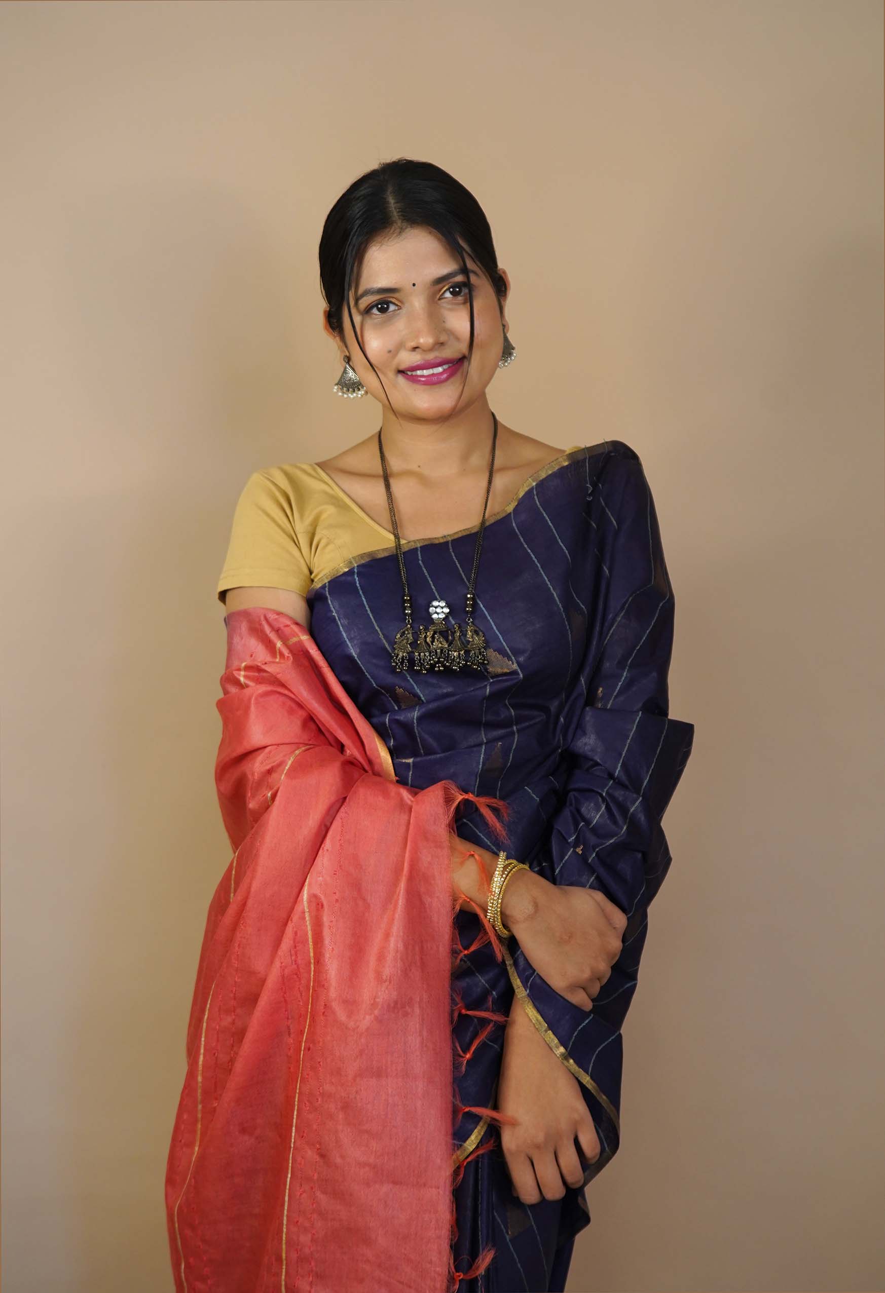 Beautiful Handloom Doby Triangular Design Weave Blue & Pink Kota Silk Wrap In One Minute Saree - Image 5
