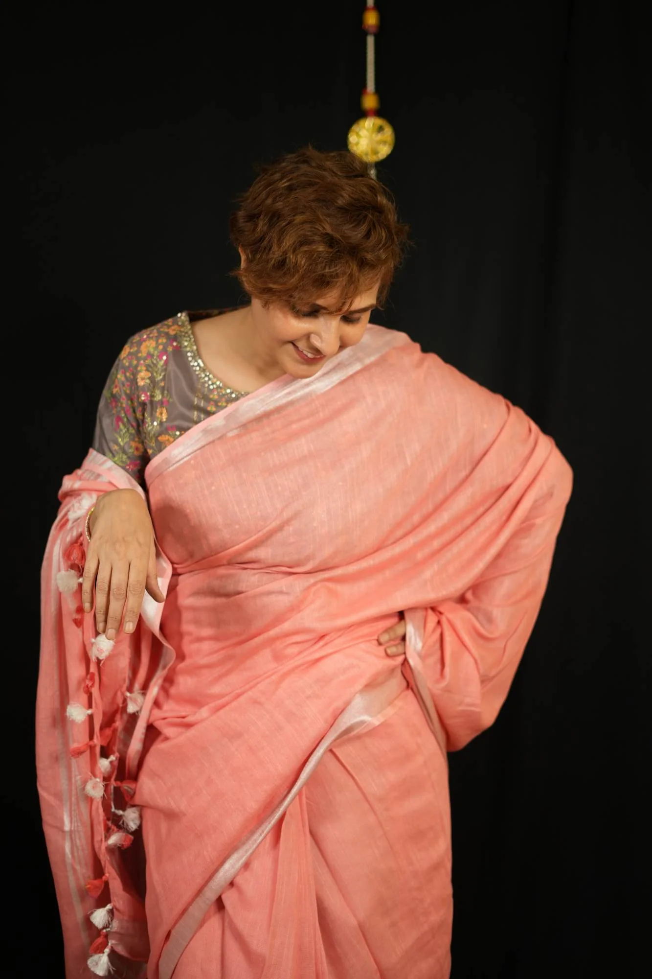 Beautiful Linen Cotton with Zari Weave Ready to wear Saree - Image 4