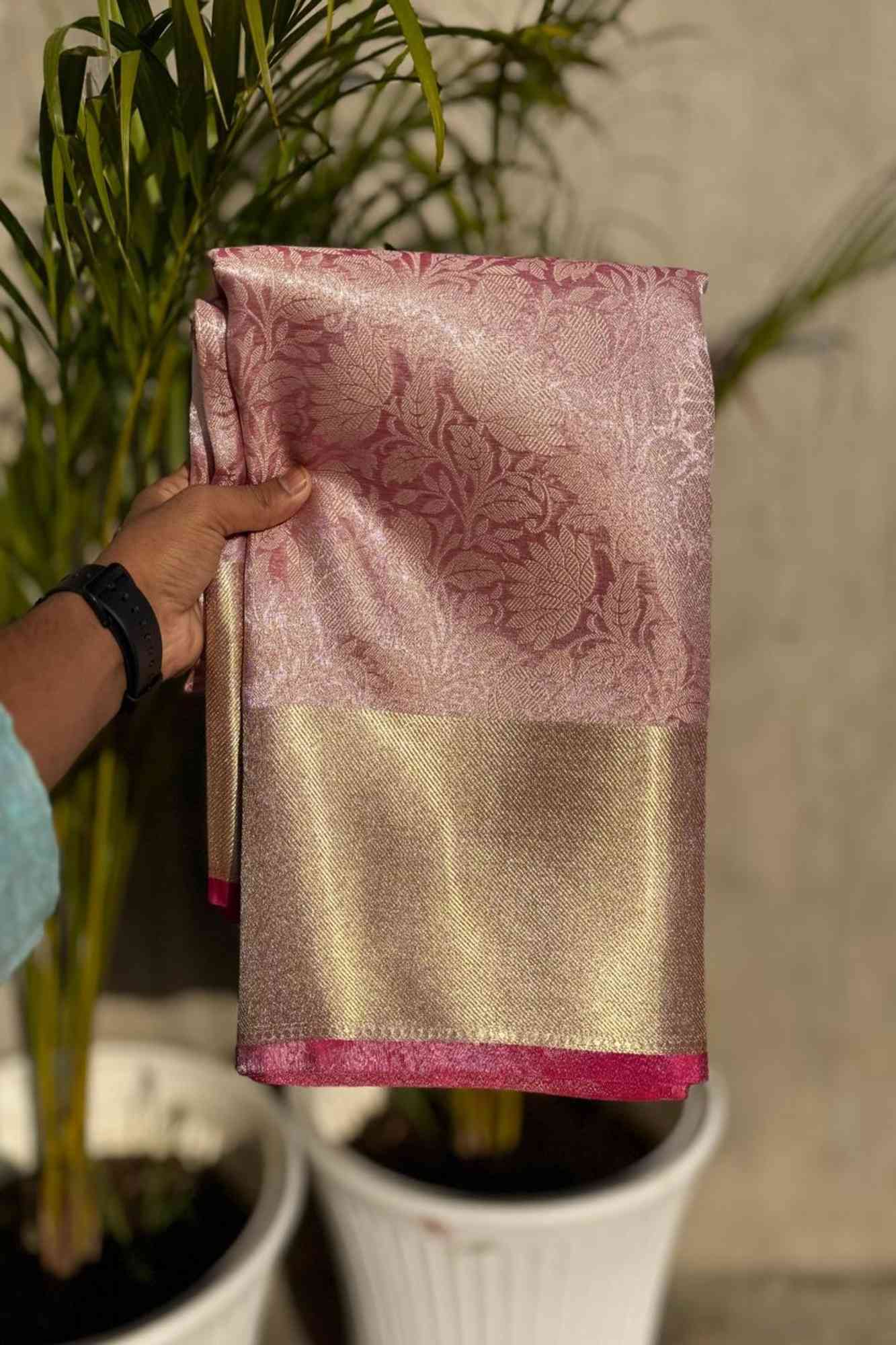 Banarasi ready to wear saree with ornate pallu and zari woven border - Image 19