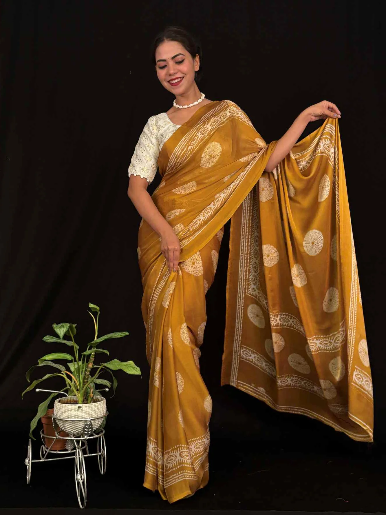 Beautiful Soft Moss Chiffon WIth Block Print overall Ready To Wear Saree - Image 2