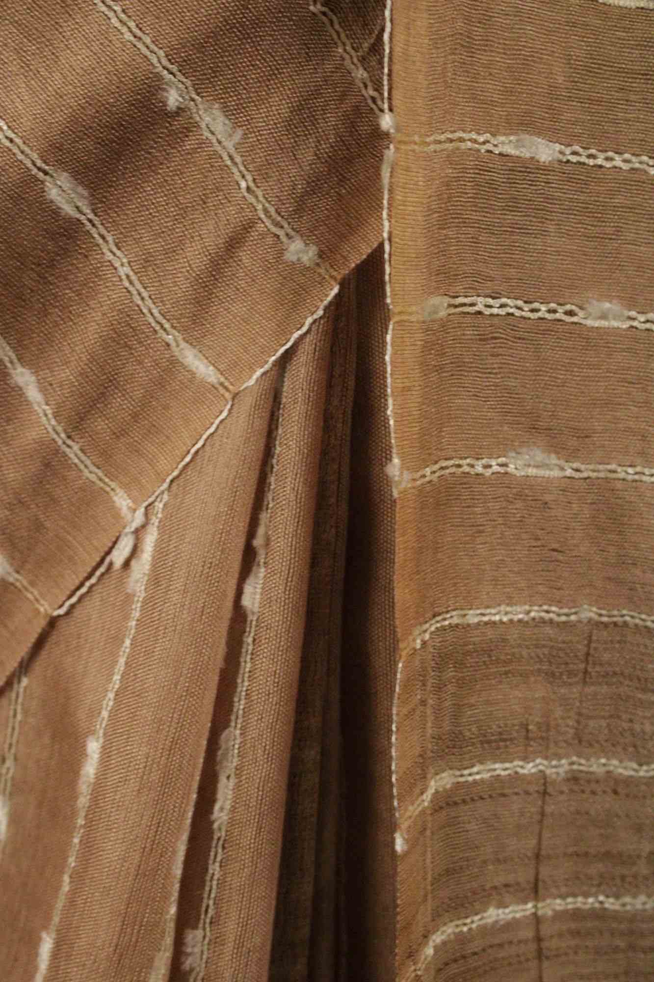 Beige Katan Silk with resham weaving all over Wrap in 1 minute saree - Image 5