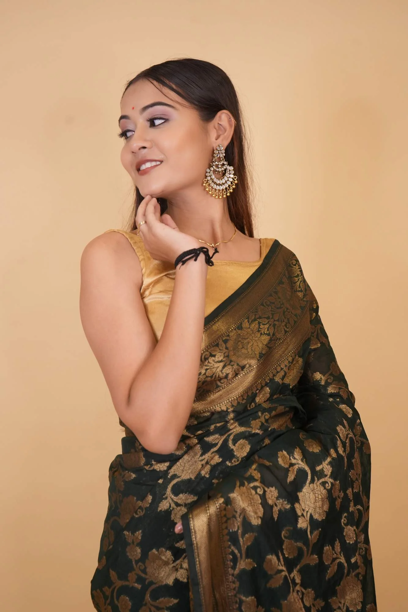Bottle Green Georgette Silk Floral Zari Jaal Woven & Ornate Palla 1 Minute Saree - Image 5