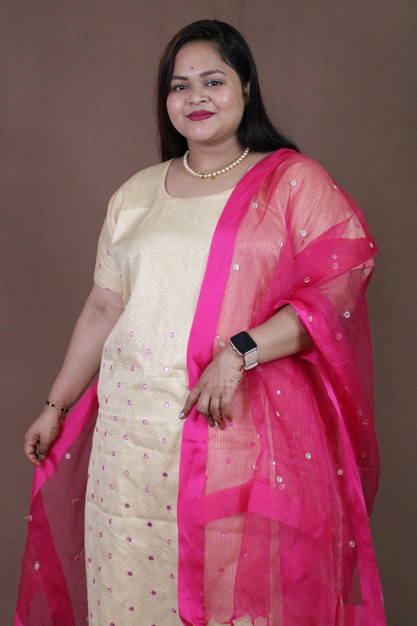 Brocade Ready to waer Salwar Kameez With Mirror Work-White & Pink - Image 5