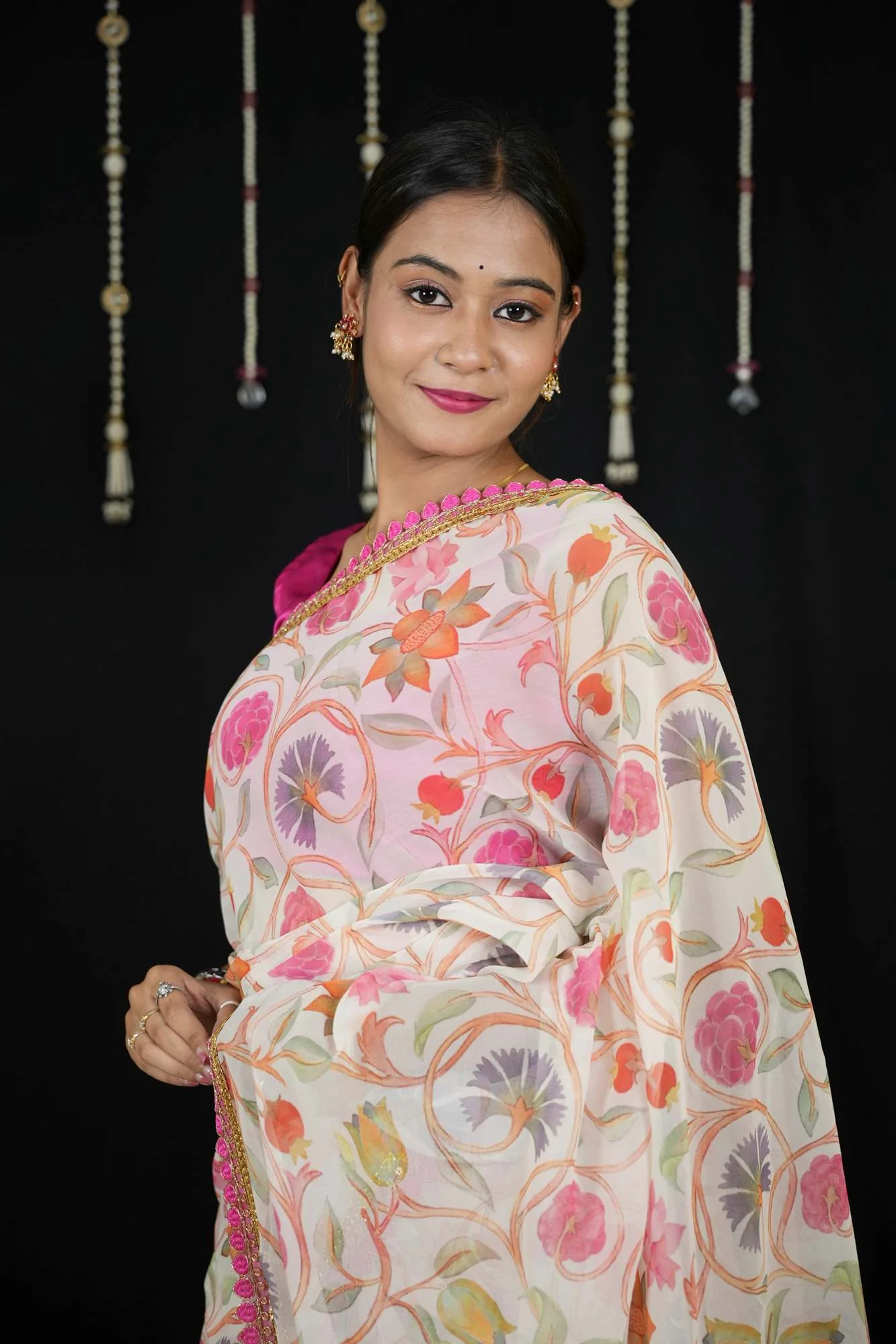 Chiffon with Floral Print and Lace Border in Off-White Ready To Wear Saree - Image 11