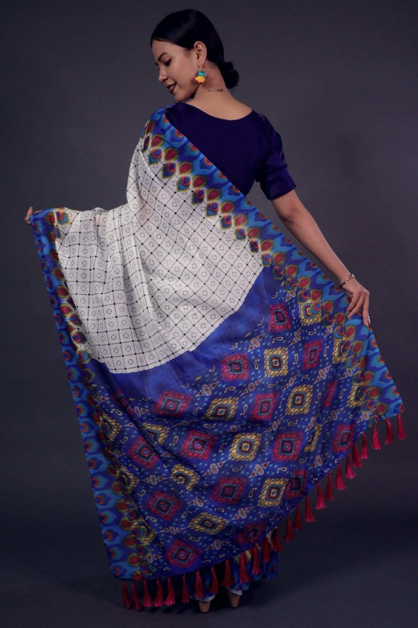 Classy blue patola print on pallu and mayur print pallu with tassels wrap in 1 minute saree - Image 4