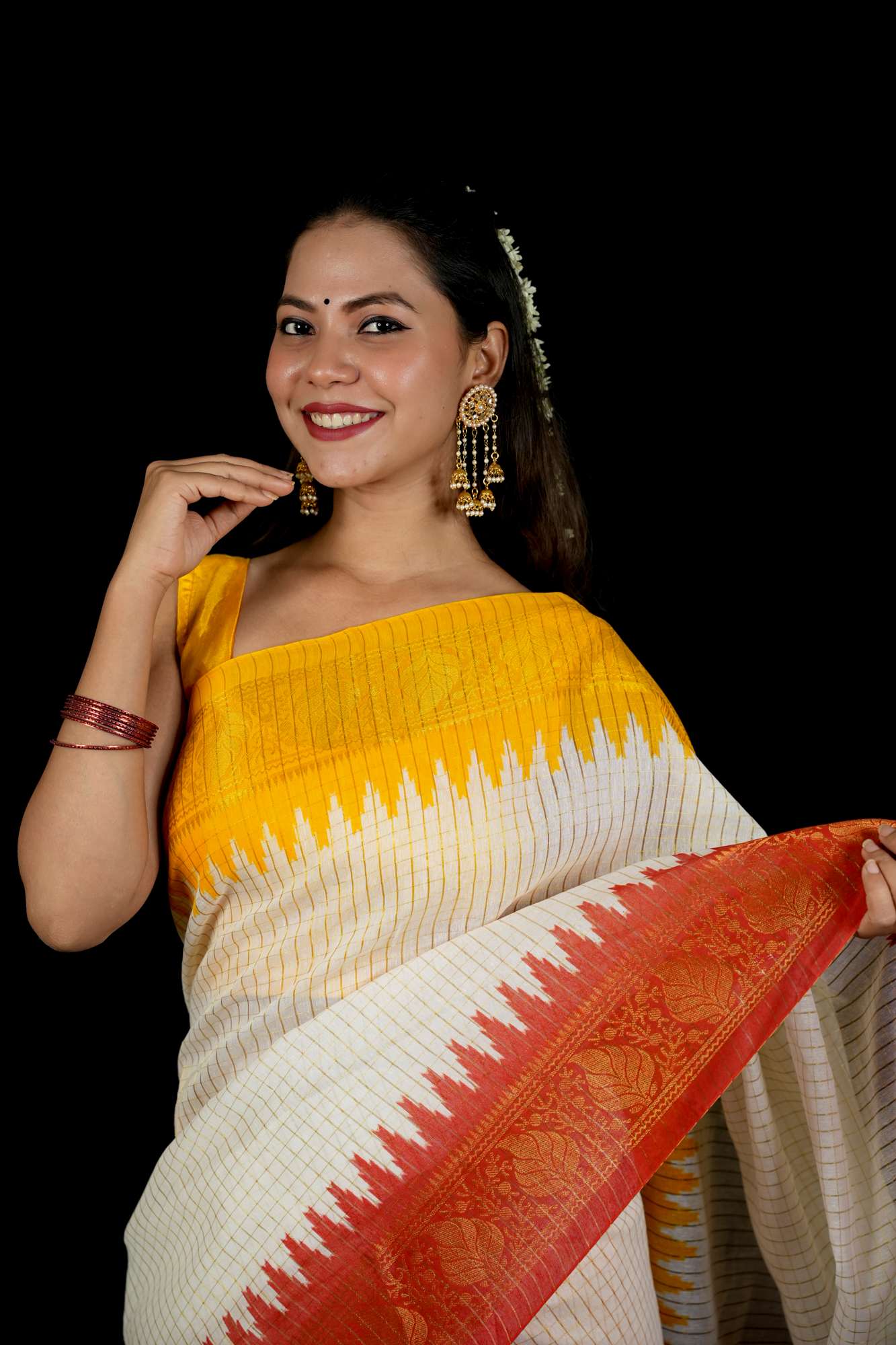 Cotton Checked with Red Pallu & Yellow Temple Ready To Wear Saree - Image 5