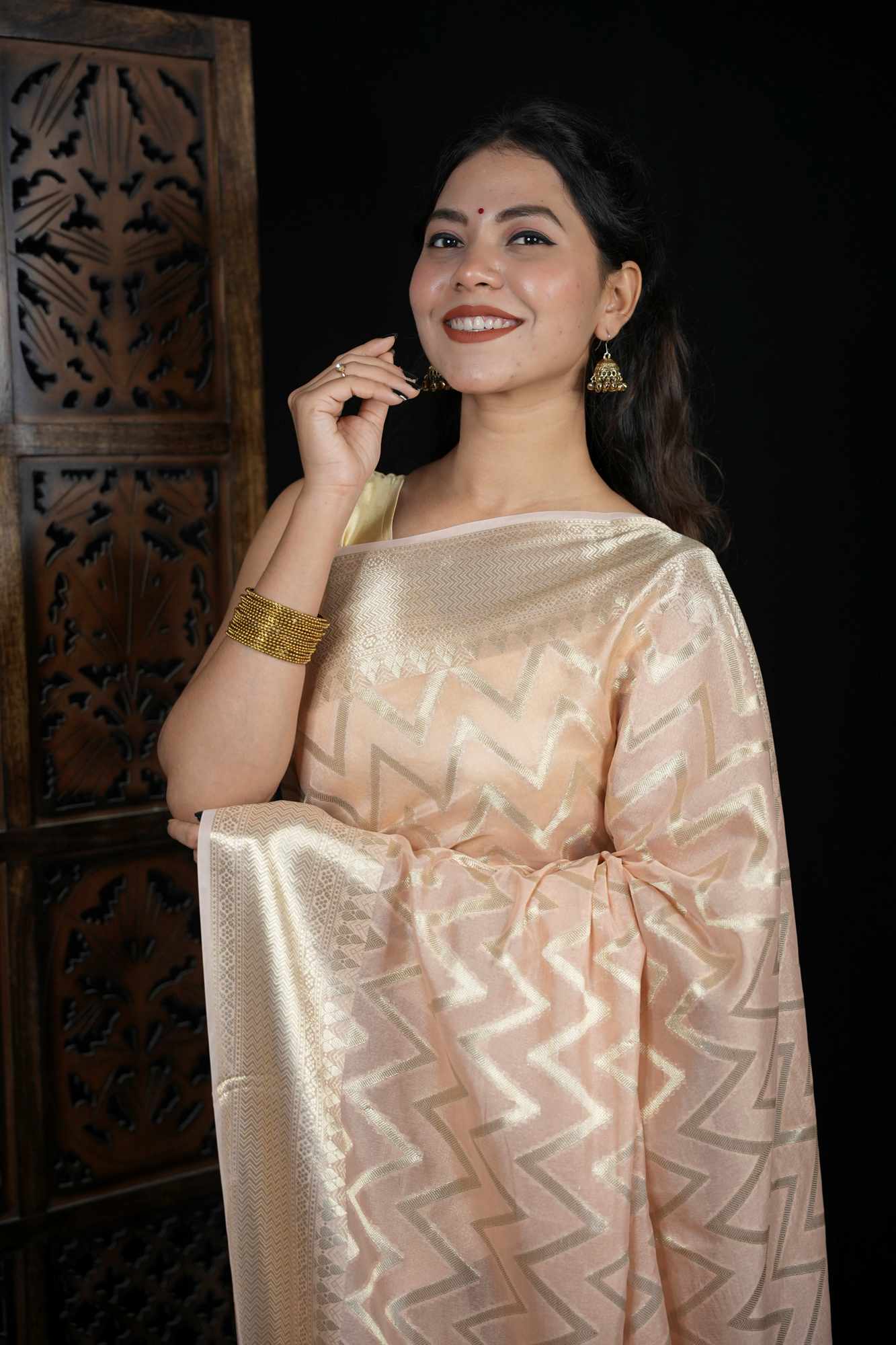 Kora Silk with Intricate Zari Chevron Weave & Traditional Border Ready To Wear Saree - Image 7