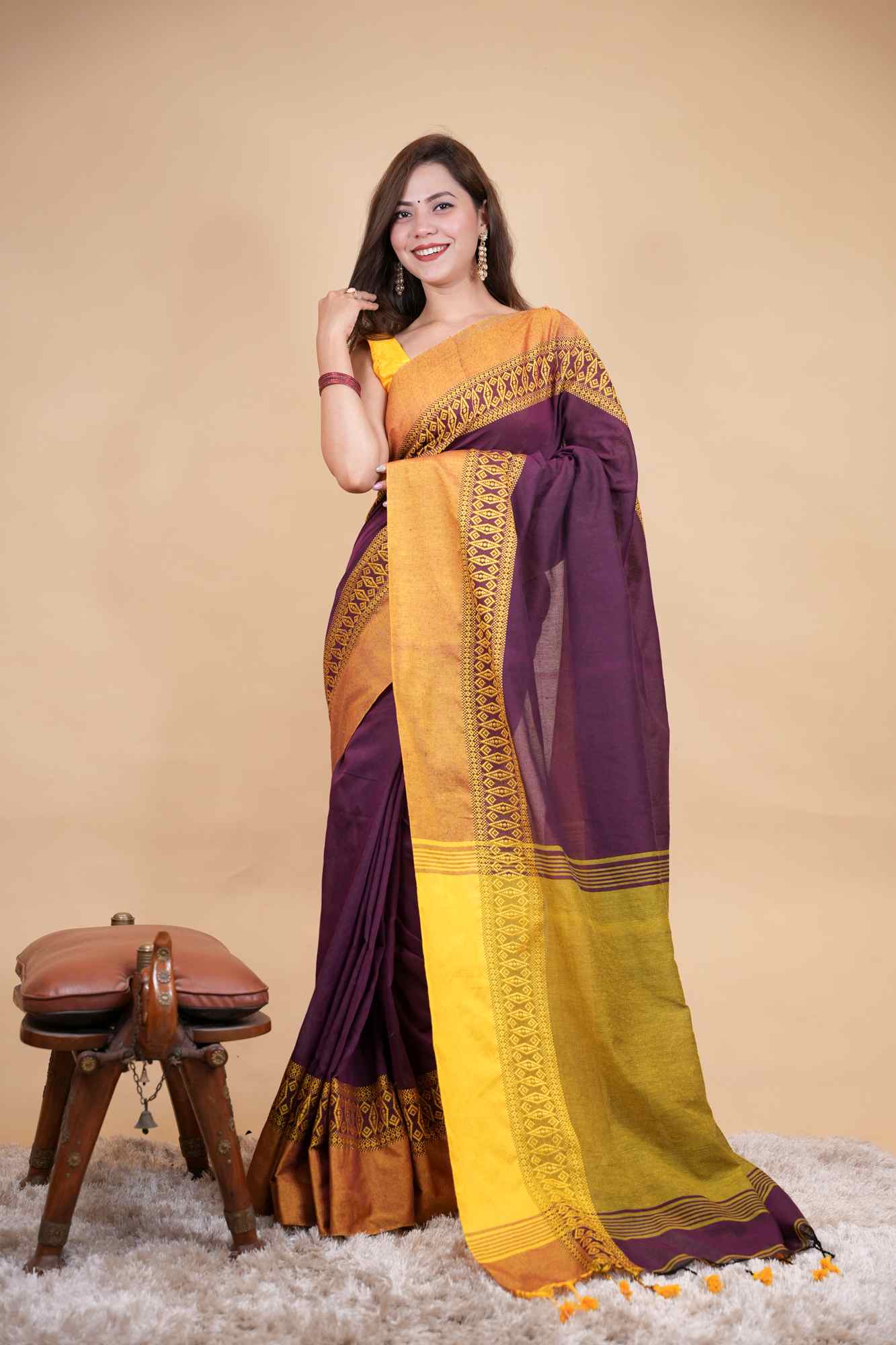 Cotton silk Damask motif dhonekali prestitched saree - Image 4