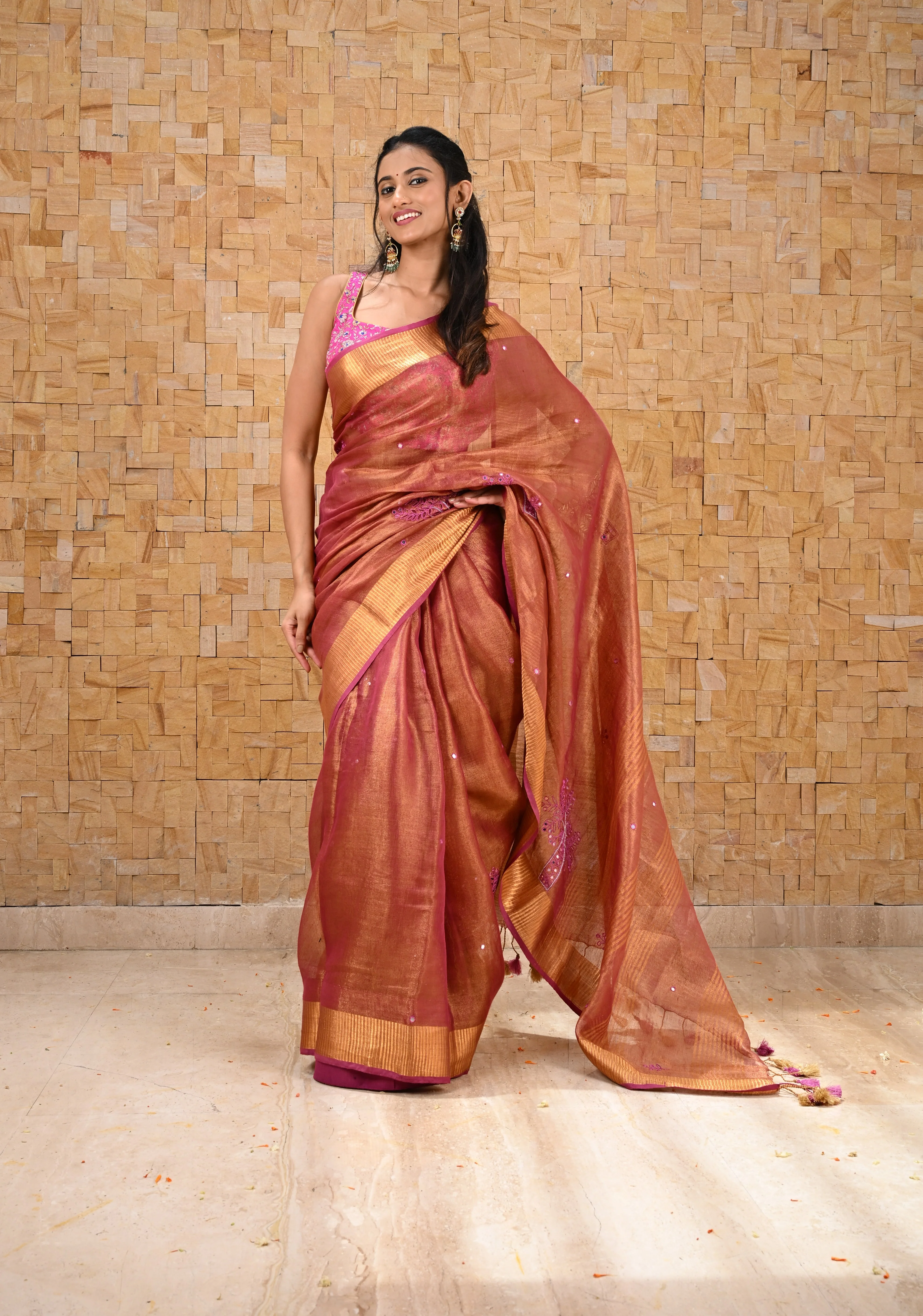 Tree Cutwork and Mirror Work Tissue Linen Saree in Magenta with pretty tassels | Shobitam - Image 4