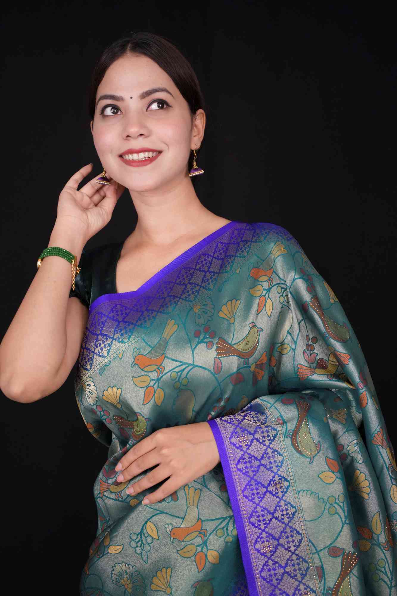 Dhoop Chaav Kanjivaram With Contrast Zari Border & Overall  Kalamkari Art weave Wrap in 1 minute saree - Image 7