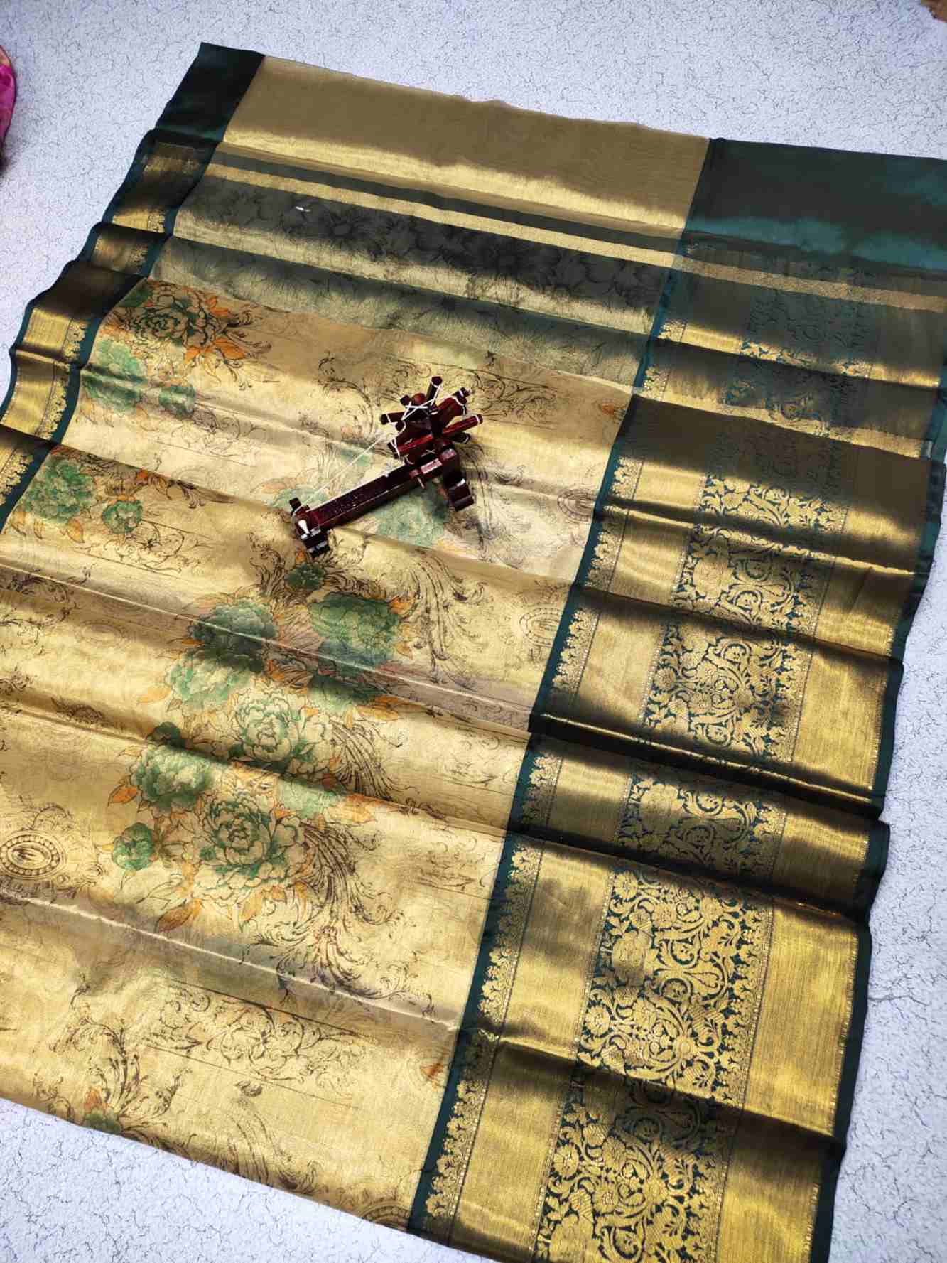Exquisite Black Zari with Pattu Border Kanchipuram Inspired Ready-to-Wear Saree with Ornate Palla - Image 2