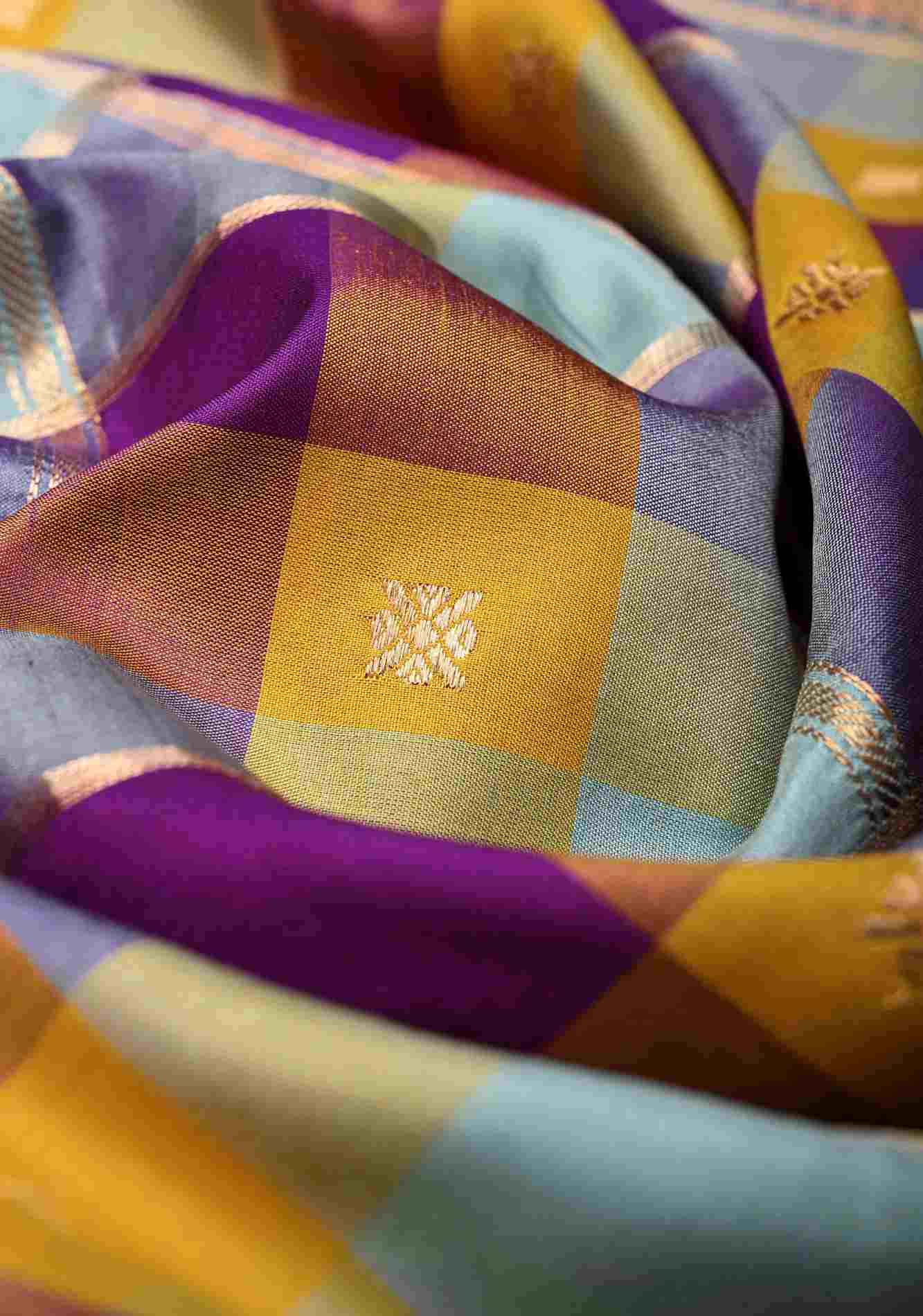 Exquisite Vidya Balan Checks Banarasi Silk Saree with Buttas and Kanjivaram Style Borders | SILK MARK CERTIFIED Ready To Wear Saree - Image 3