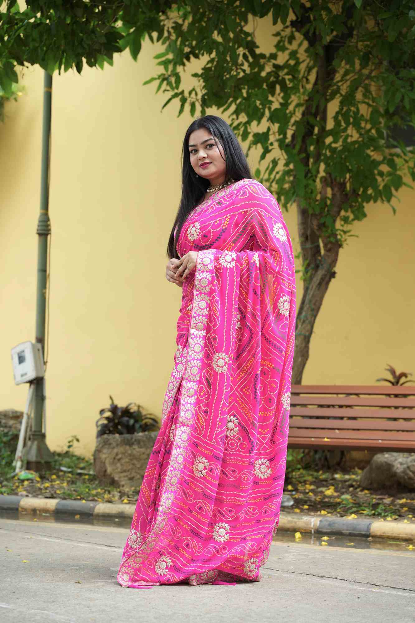 Georgette Bandhej with Gota Patti & Zari Lace Work Border Ready to Wear Saree - Image 3
