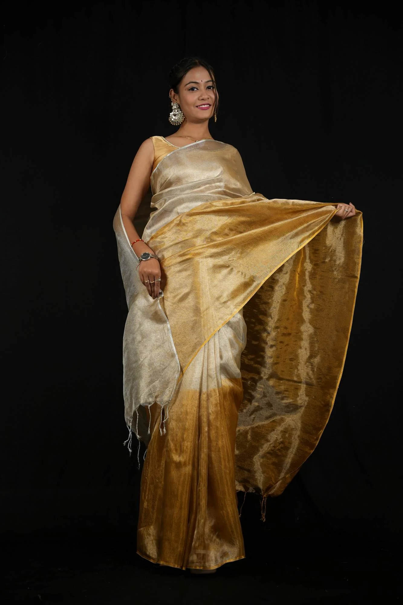 Gold and Silver Tissue Silk  with Ombre Effect and Shimmering Pallu Ready To Wear Saree - Image 6