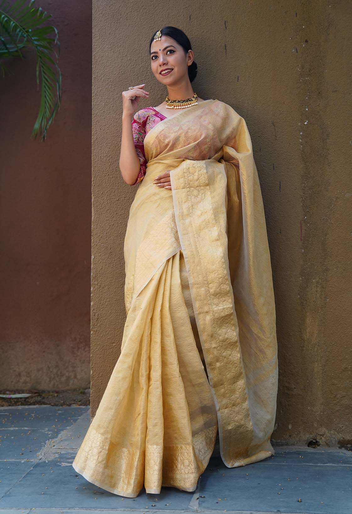 Graceful Crushed tissue saree with  jacquard Zari  border Wrap in 1 minute saree - Image 3