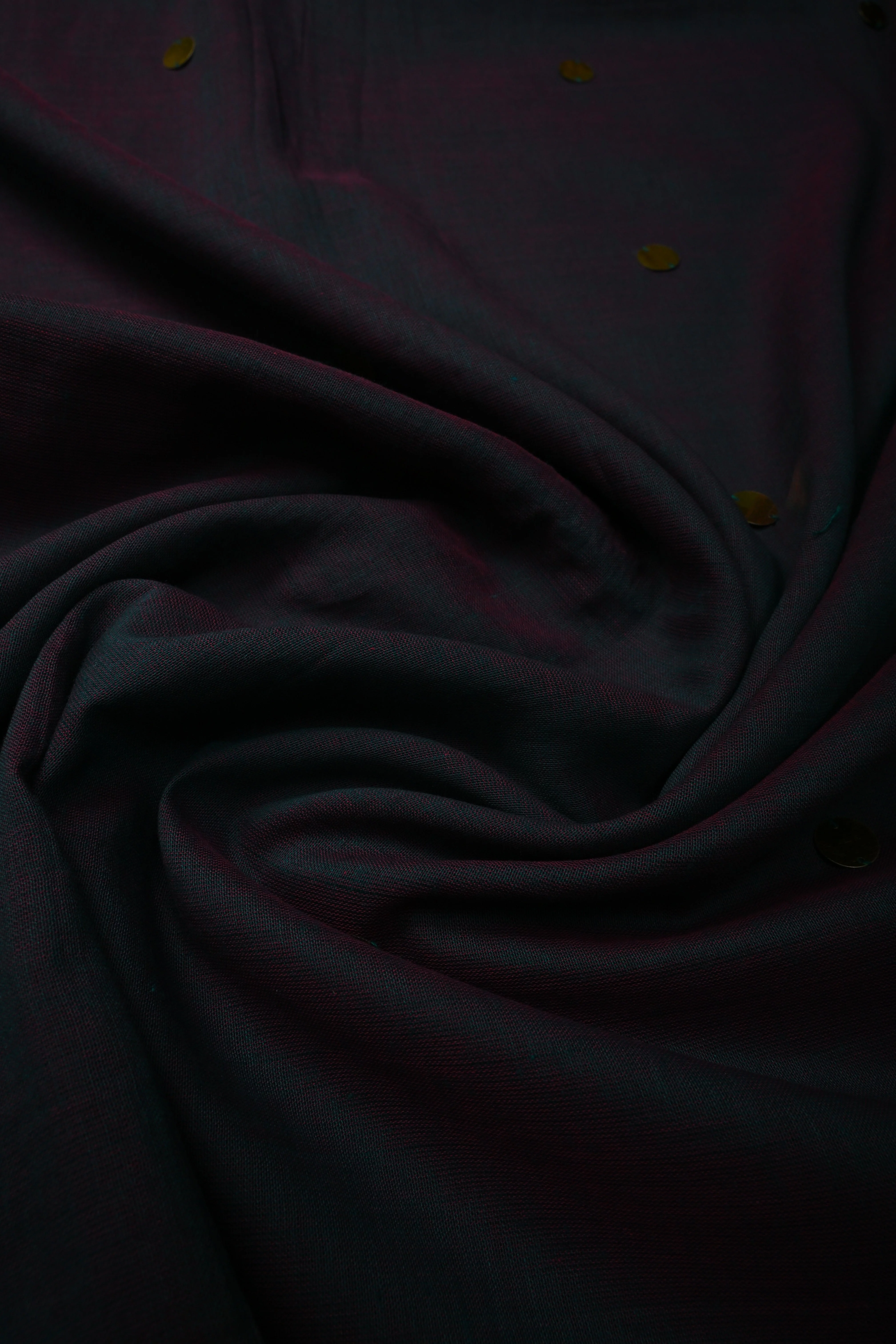 Peacock Green-Pink Dual Tone Mercerized Mul Cotton saree in With Tikki work and Long Tassels, No Blouse Piece | Shobitam - Image 3
