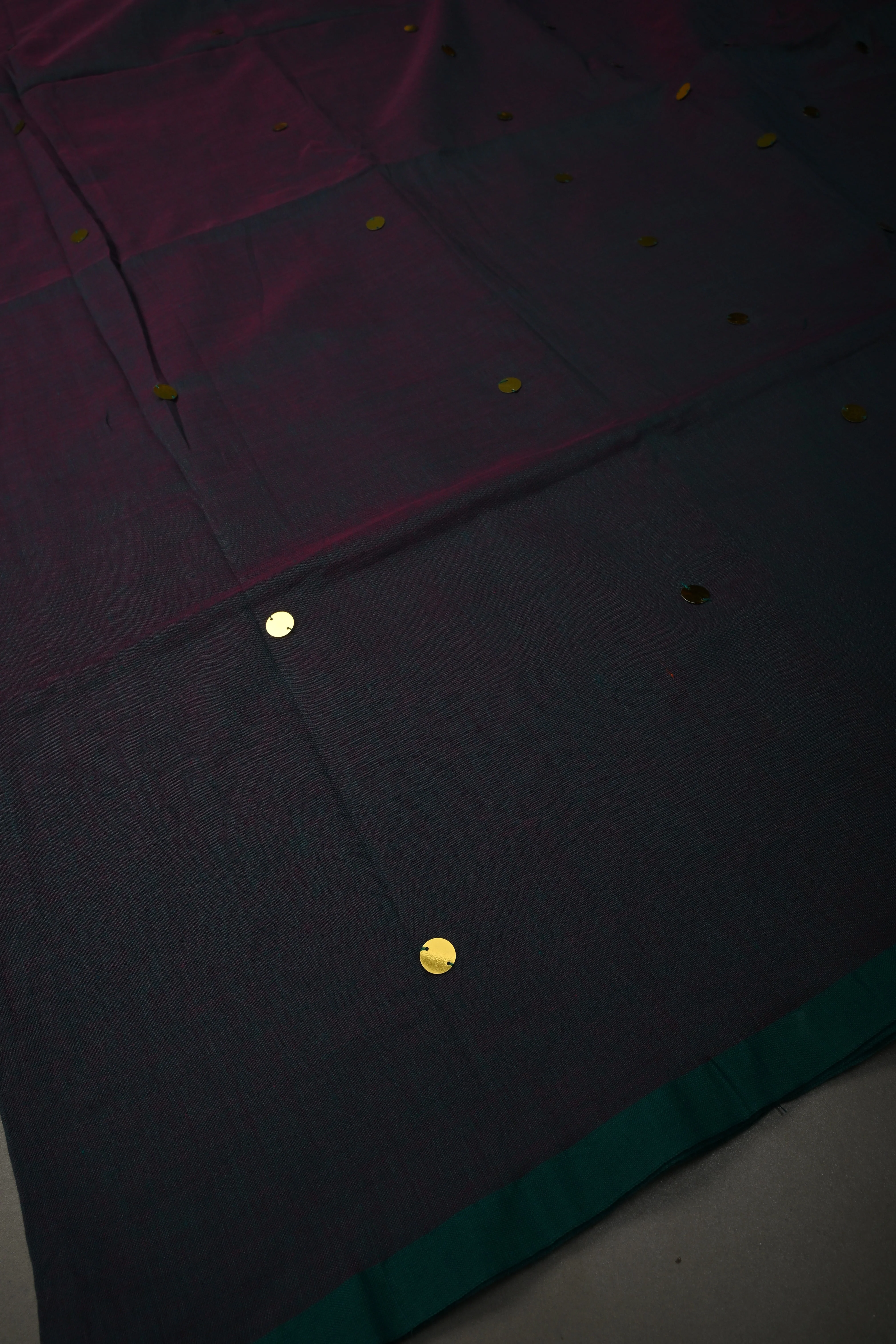 Peacock Green-Pink Dual Tone Mercerized Mul Cotton saree in With Tikki work and Long Tassels, No Blouse Piece | Shobitam - Image 5