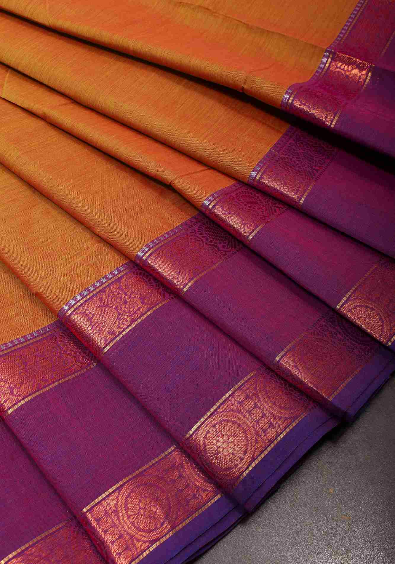 Green-Red Dual tone Kanchi Cotton Prestitched Ready to Wear Saree with Ganga Jamuna zari border - Image 2