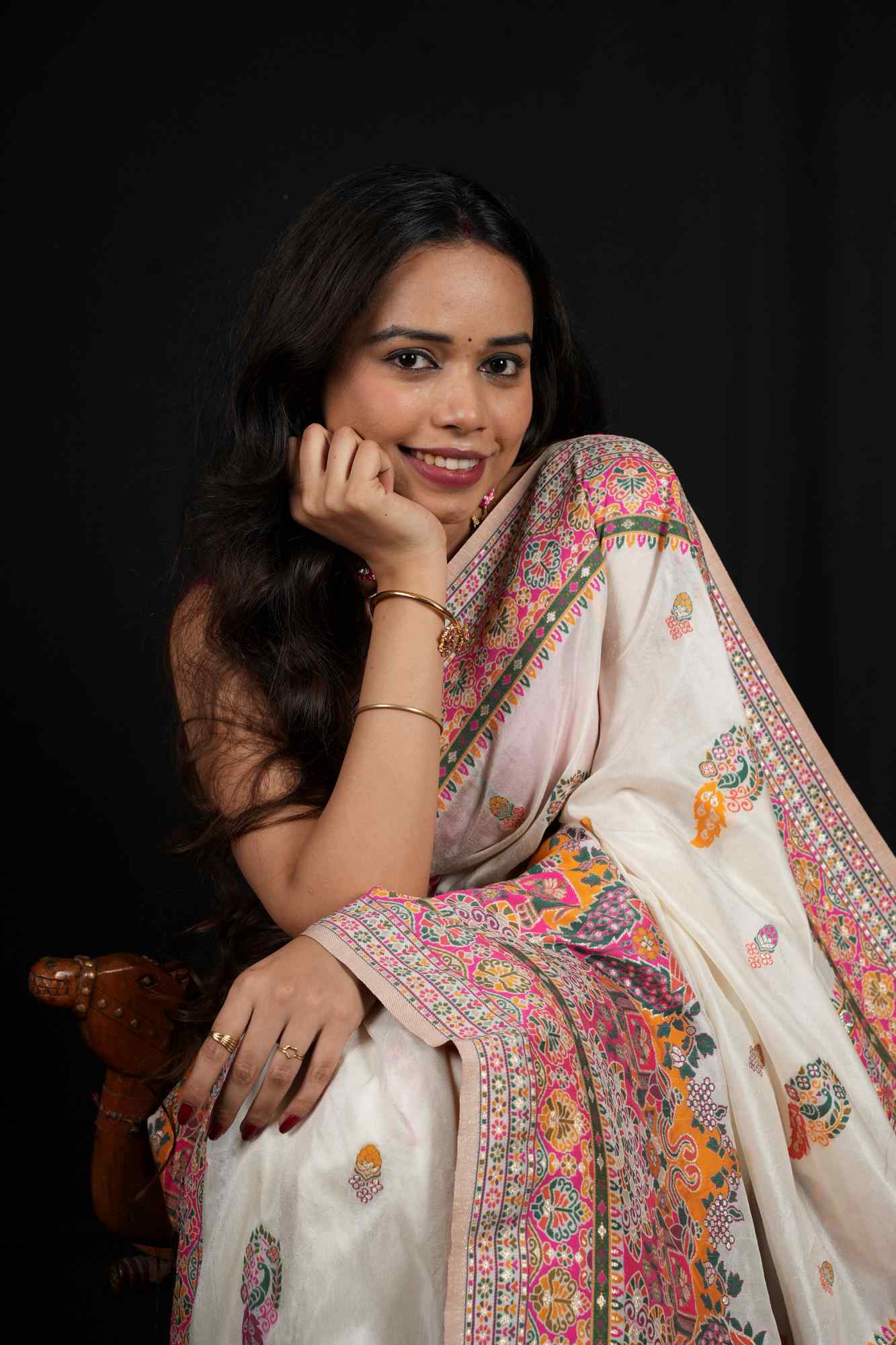 Premium cotton silk with pashmina Reshami weaving floral motifs and ornate woven border ready to wear saree - Image 9