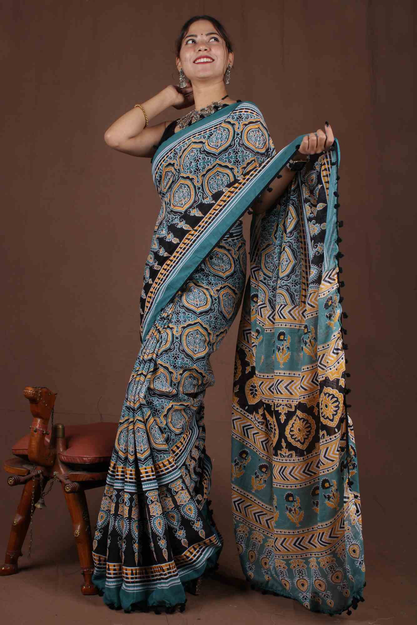 Handblock cotton Wrap in 1 minute saree with Pompom Border - Image 4