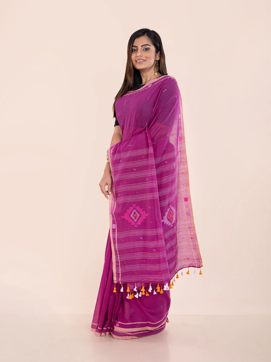 Handloom Jamdani Cotton Saree Without Blouse Piece | Shobitam - Image 4