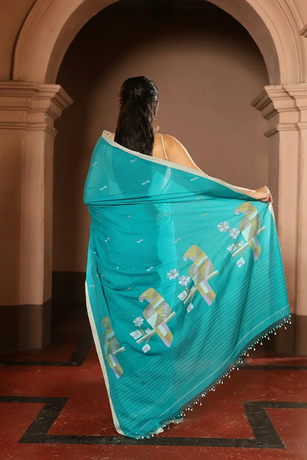 Handloom Teal Blue Pure Cotton Contemporary Jamdani Saree | Shobitam - Image 5