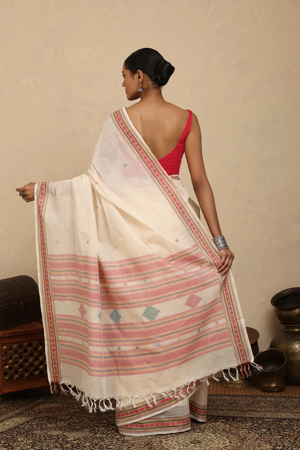 Handloom White Kanchi Cotton Saree | Shobitam - Image 4