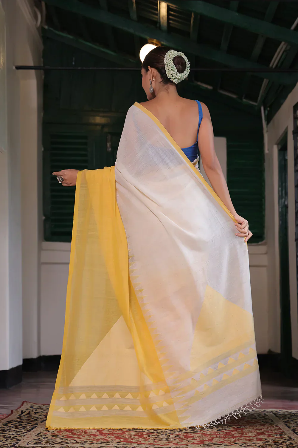 Handloom White & Yellow Soft Cotton Jamdani Saree | Shobitam - Image 4