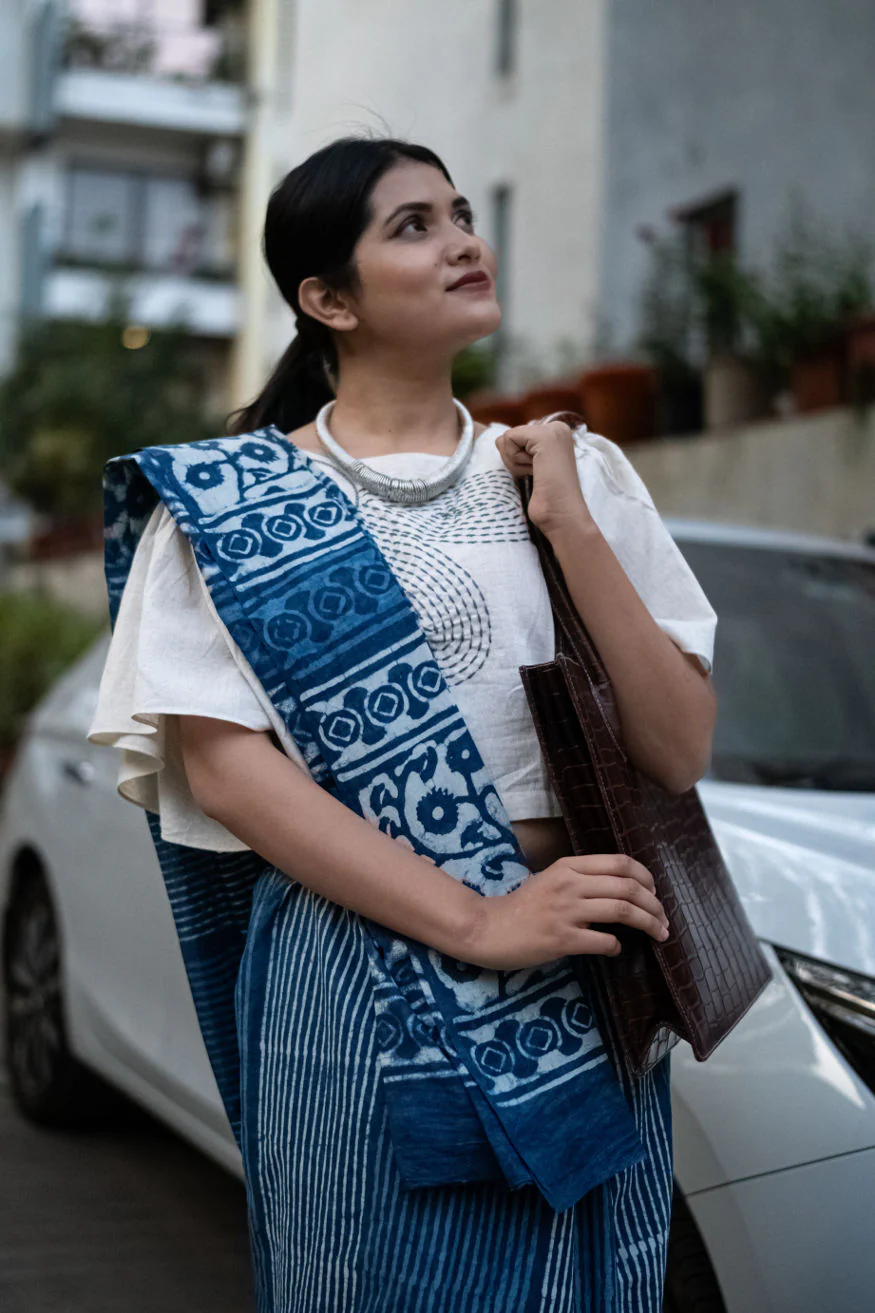 Indigo Cotton Mul Mul Vegetable Die Handblock Indigo Wrap in 1 minute saree - Image 5