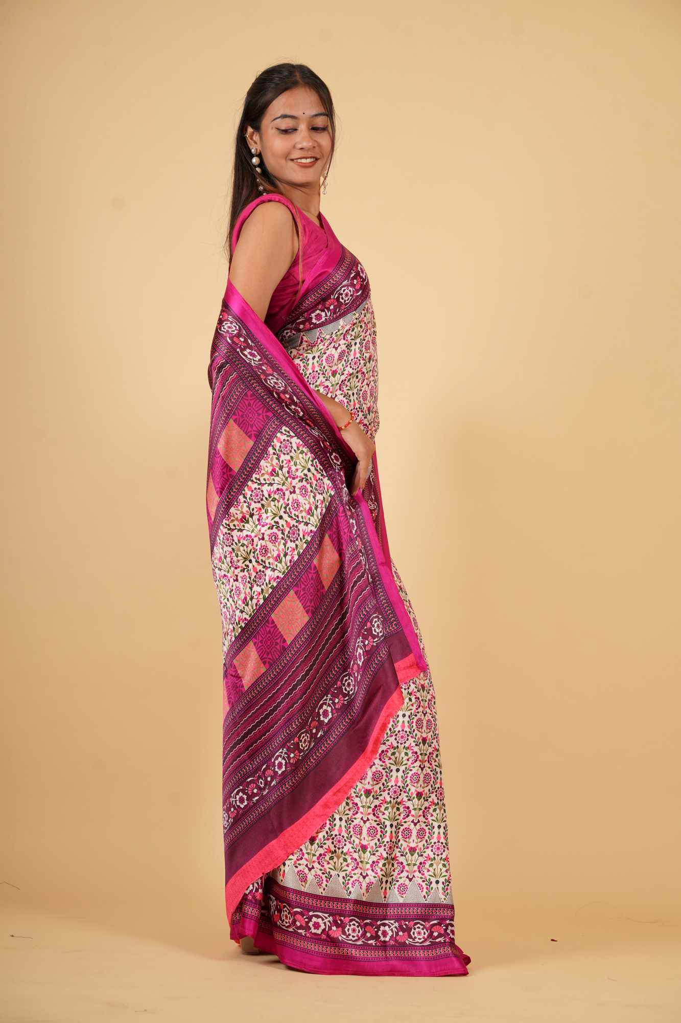 Ivory & Magenta Silk Blend with Floral Weave Ready To Wear Saree - Image 7