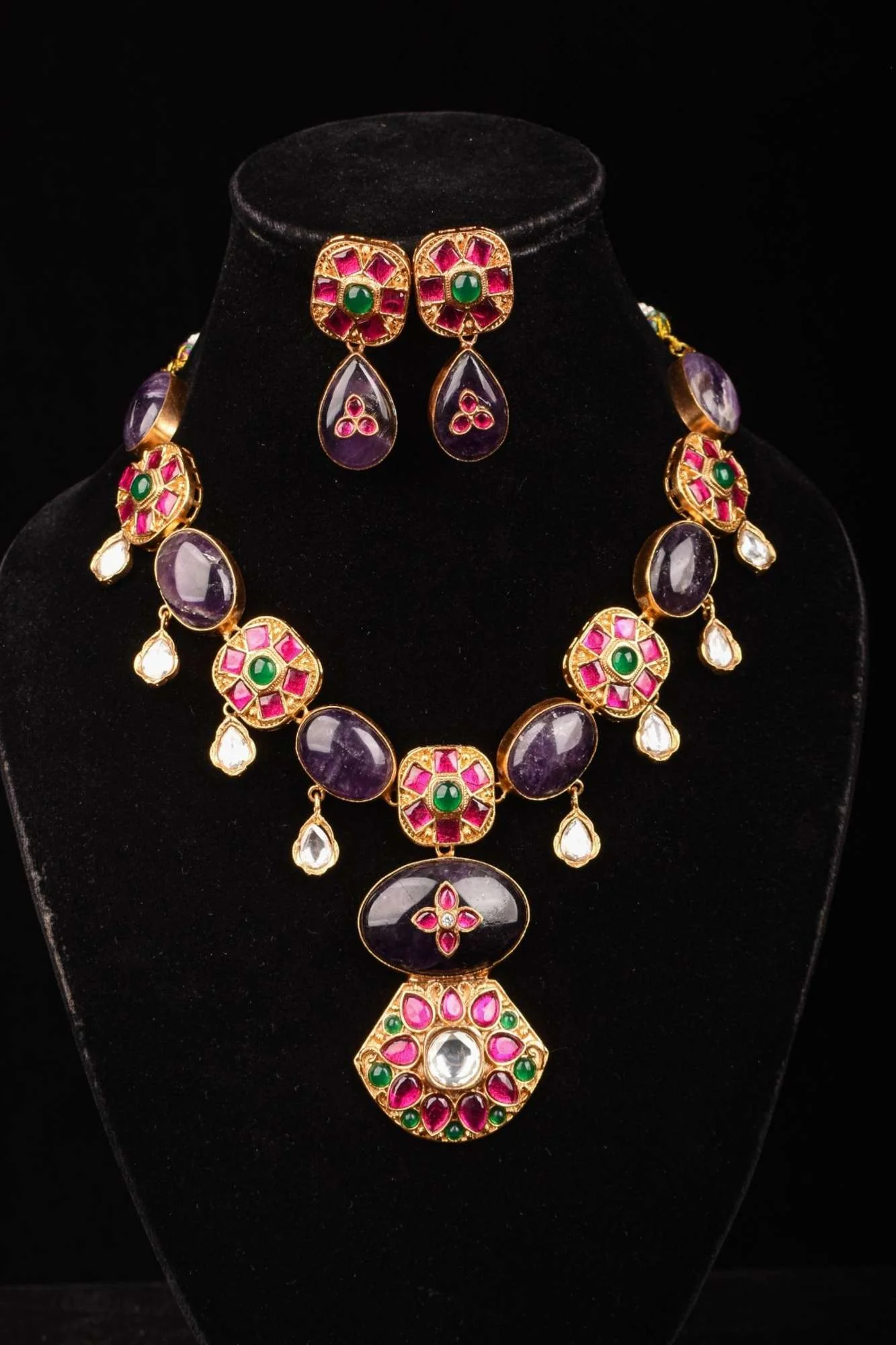 Jadau Kundan Bridal Necklace Set