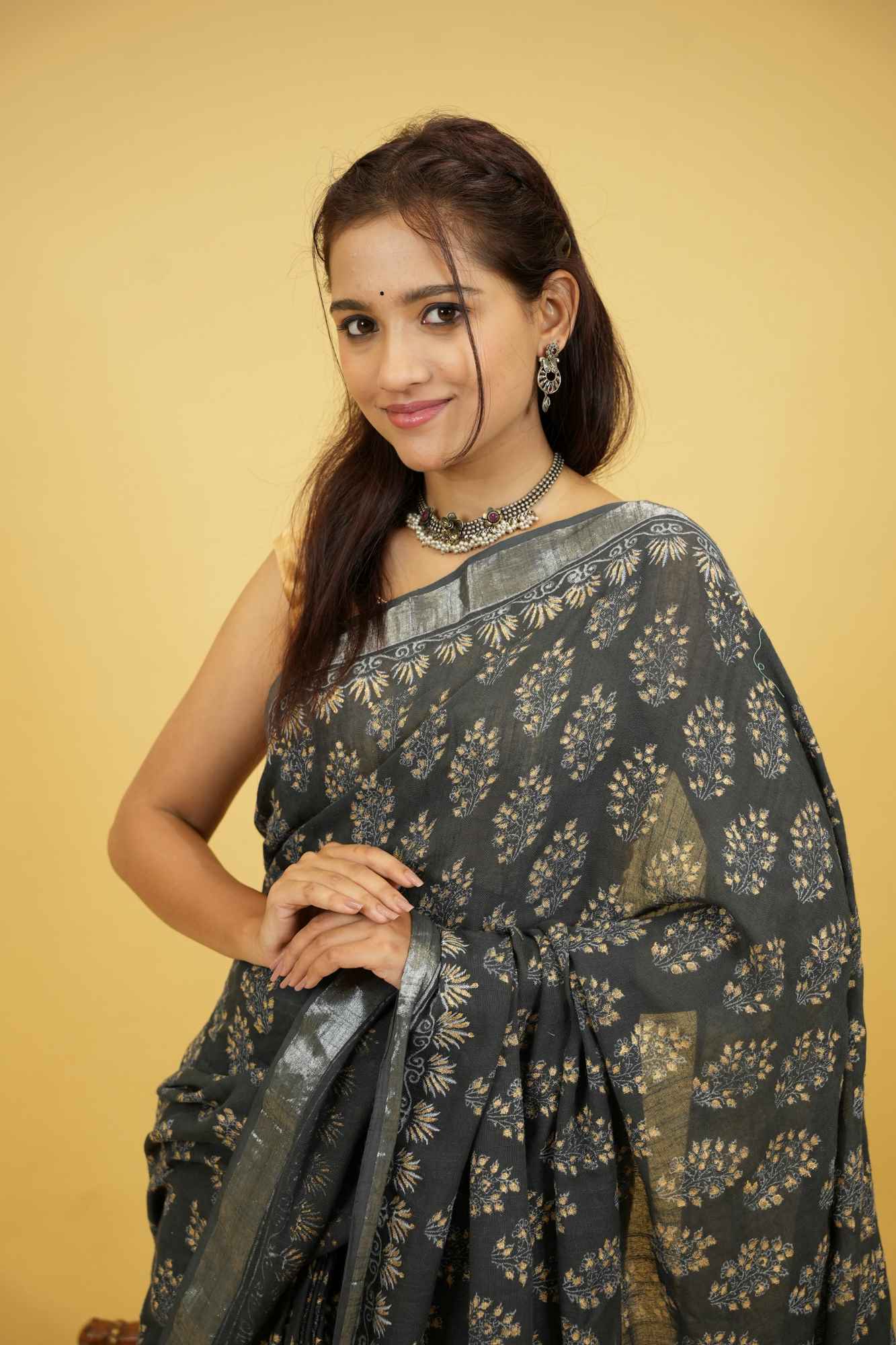 Jaipuri Sanganeri Linen Cotton Ready to Wear Saree - Image 4