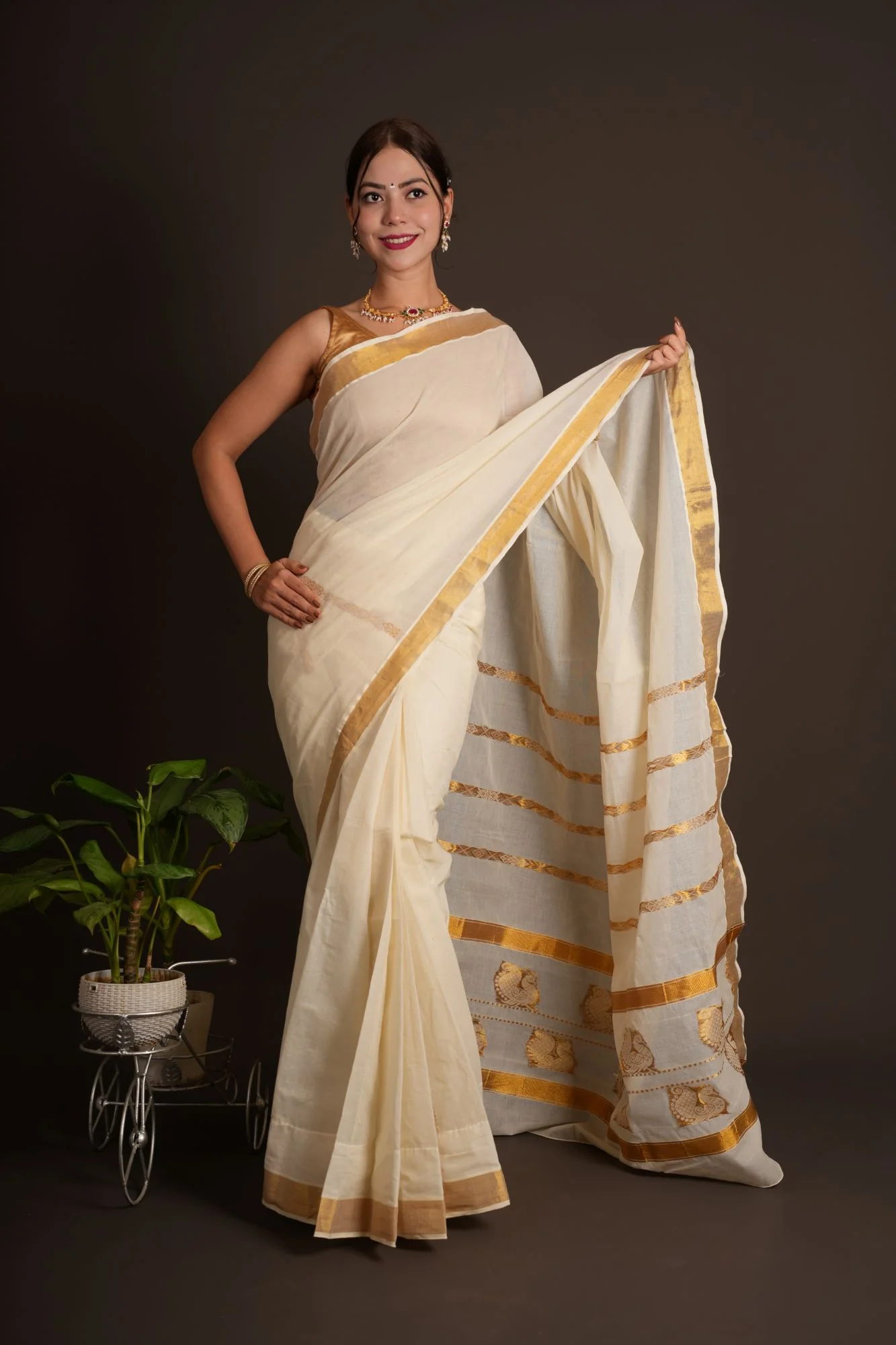 Kerala Kasavu with zari border wrap in 1 minute saree - Image 3