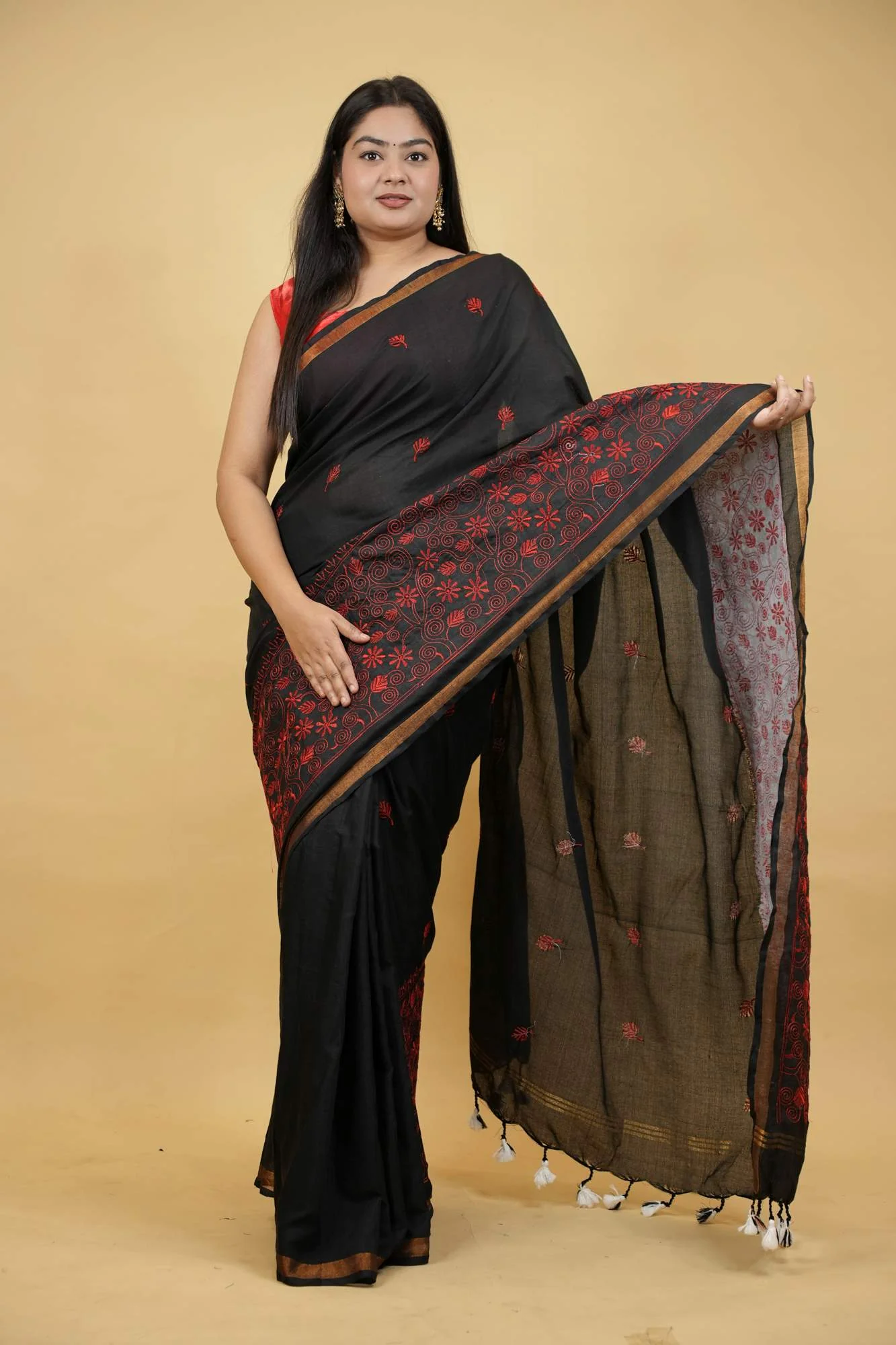 Lightweight Cotton Linen Silk Prestitched Saree with Intricate Red Kantha — Slip, Zip & Shine - Image 4