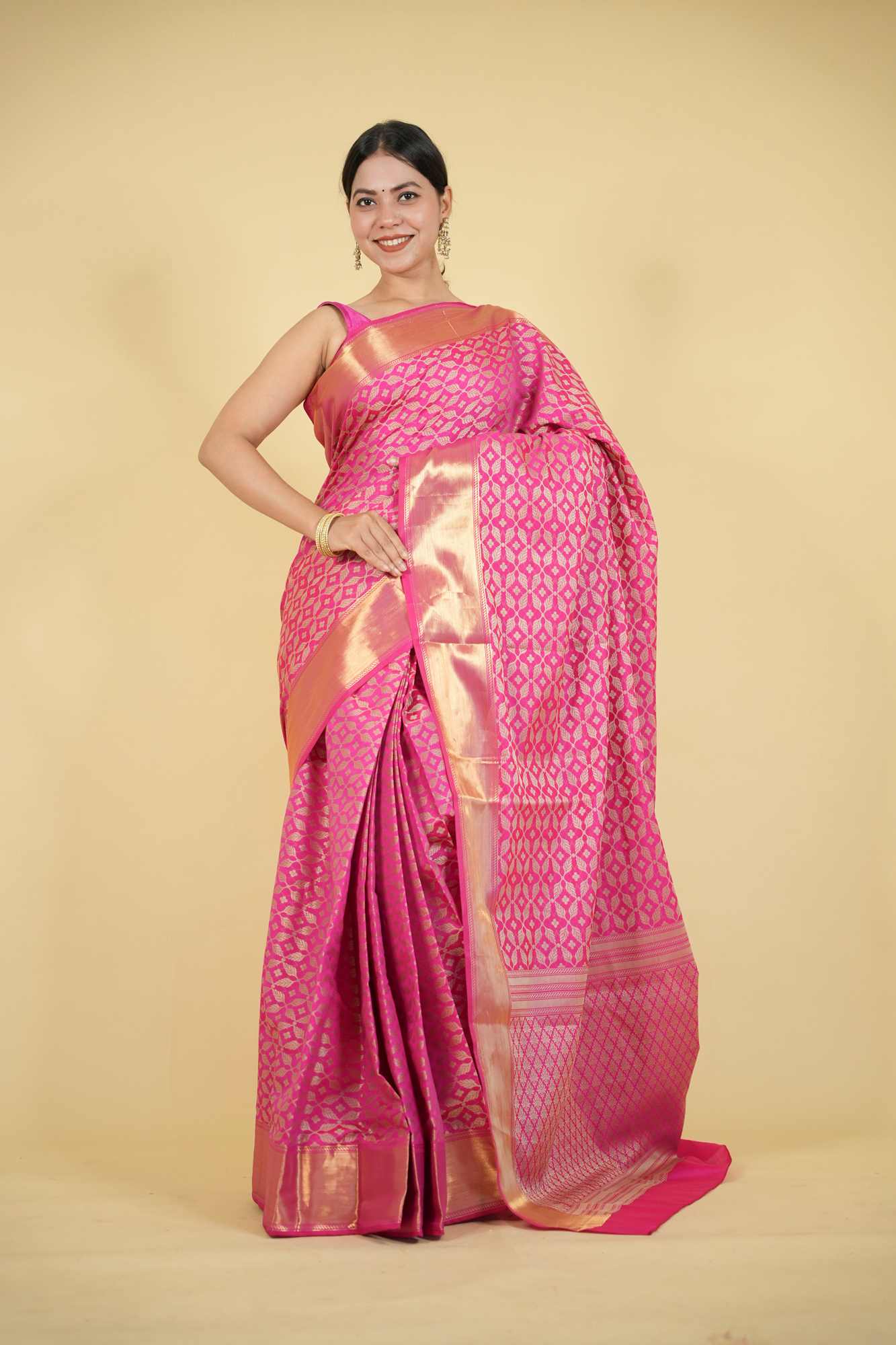 Magenta Tapeta Silk with Golden Zari Border Ready To Wear Saree - Image 3
