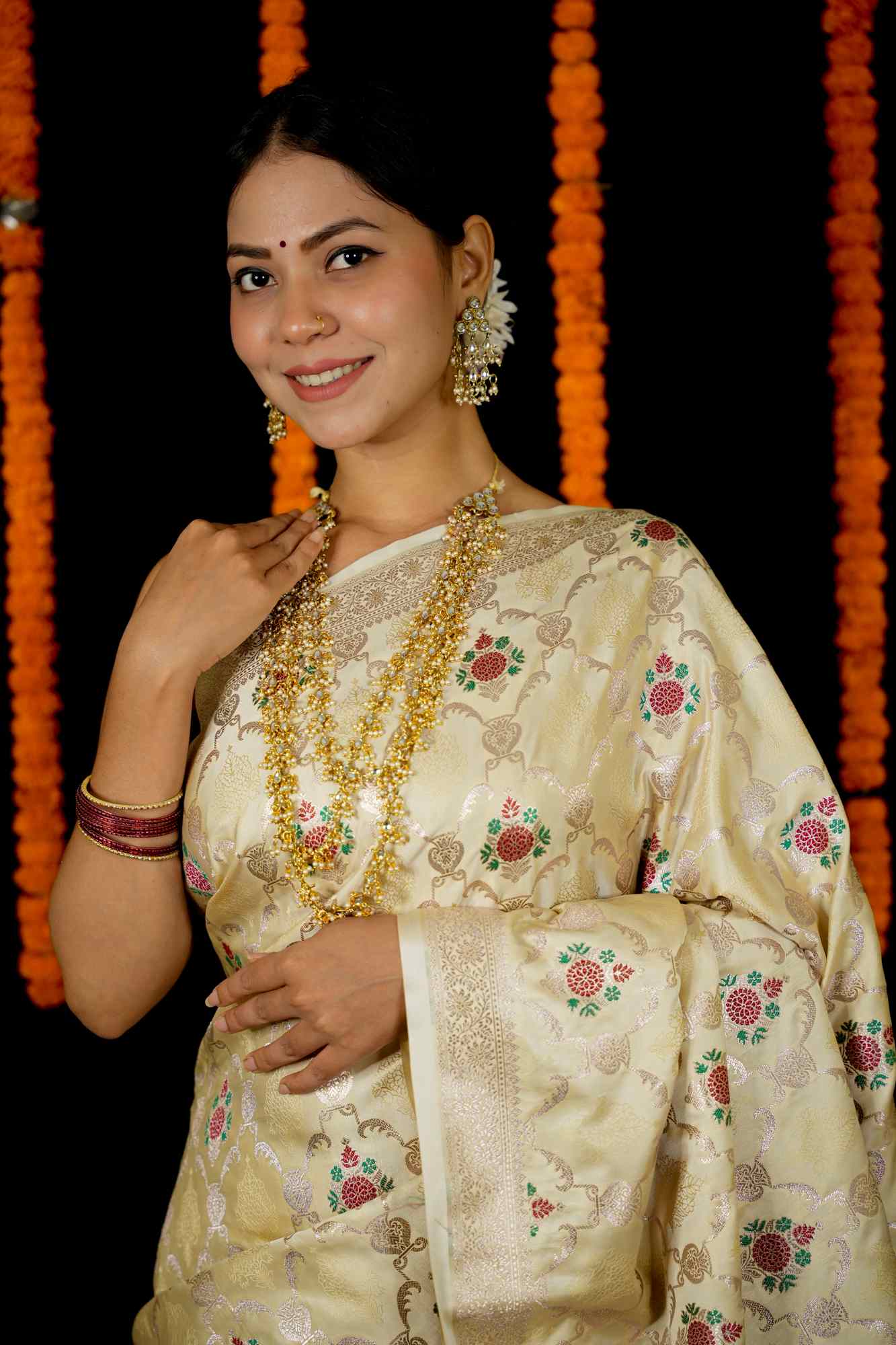 Mashru Silk with Intricate Zari Weave and Floral Motifs Ready To Wear Saree - Image 4