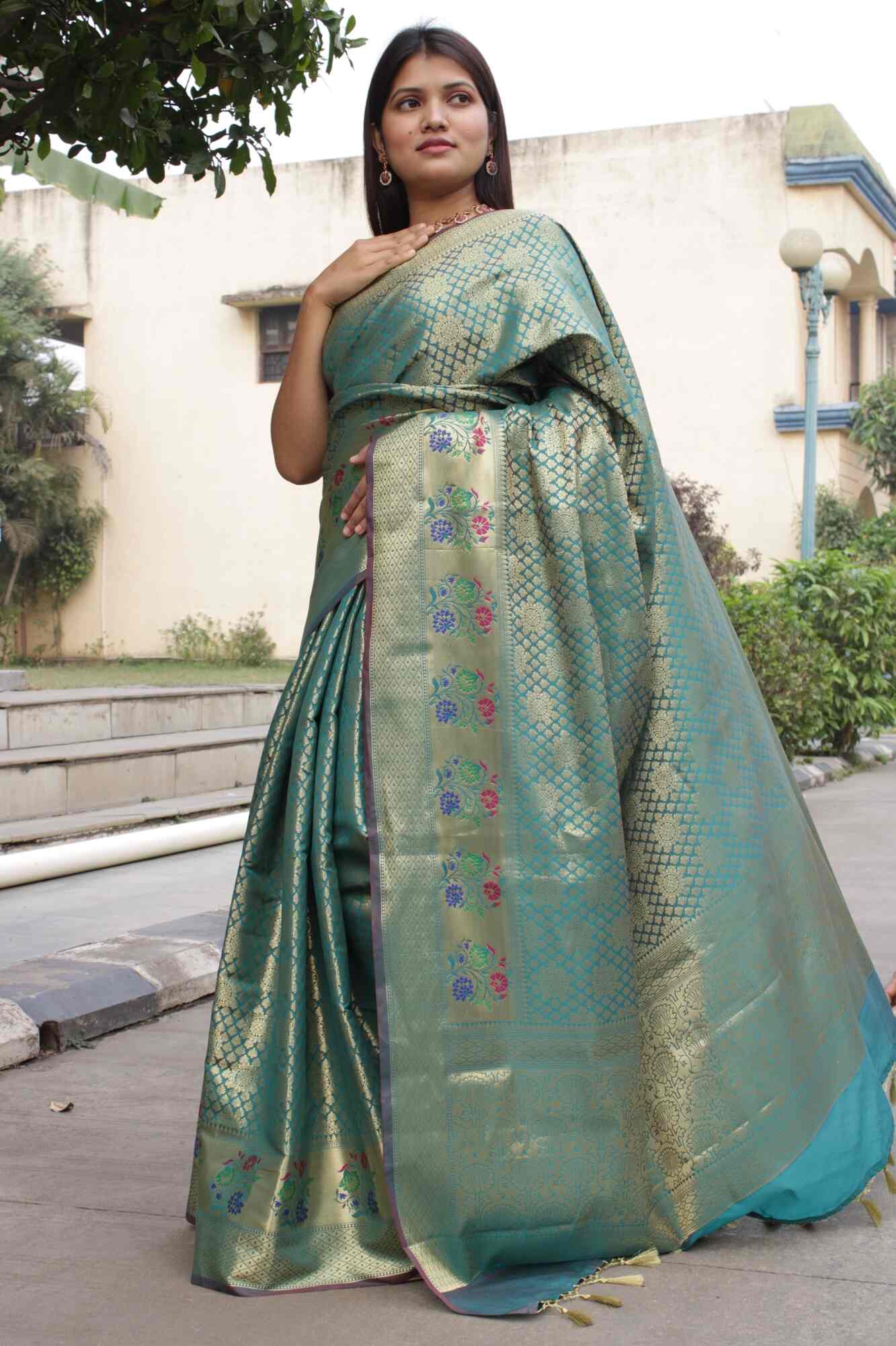 Mehendi green dhoop chaanv banarasi meenkari border stitched pleated wrap in 1 minute saree - Image 9