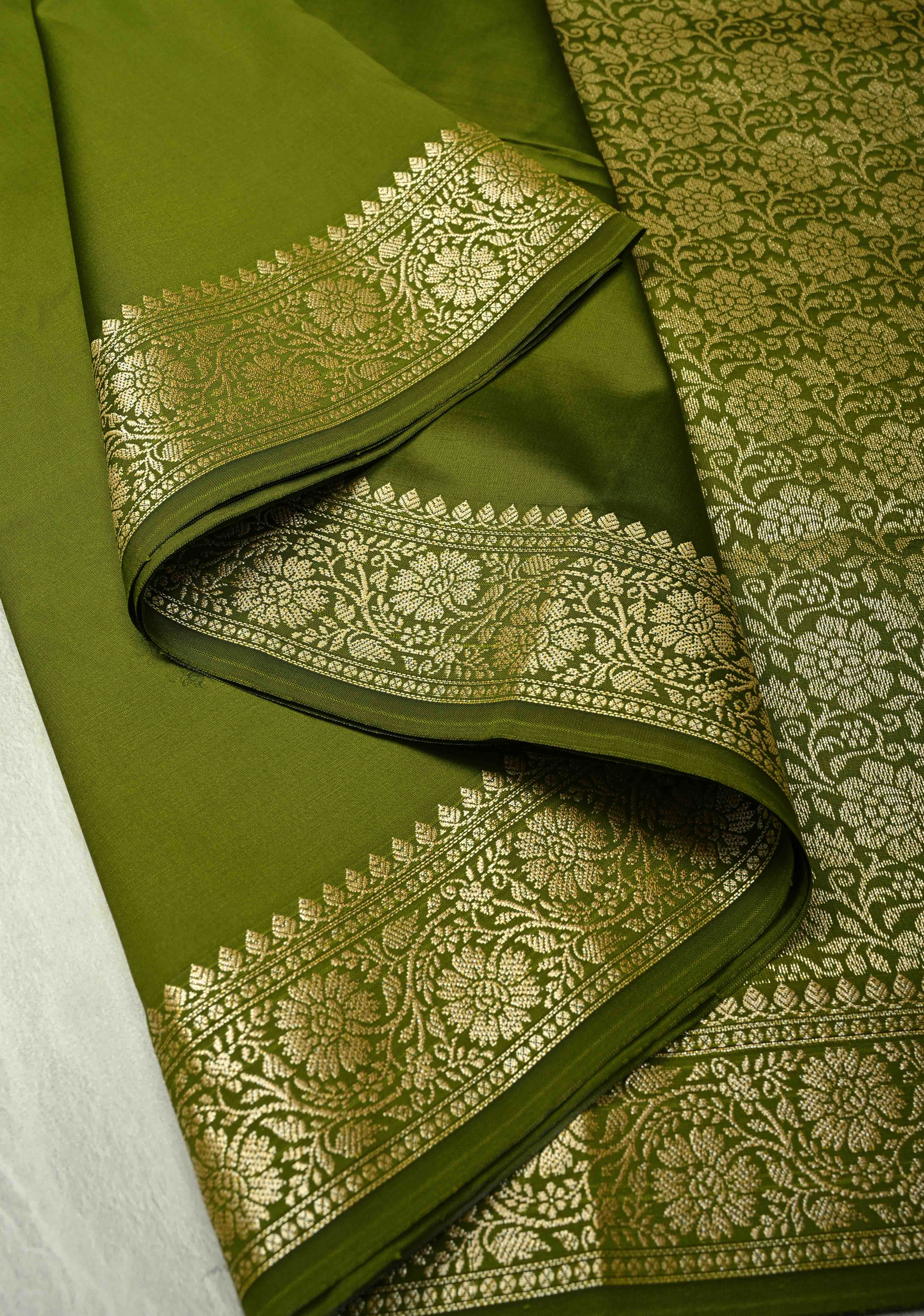 Mehendi Green Semi Silk Saree with Floral Zari Border and Brocade Blouse Piece | Shobitam - Image 5