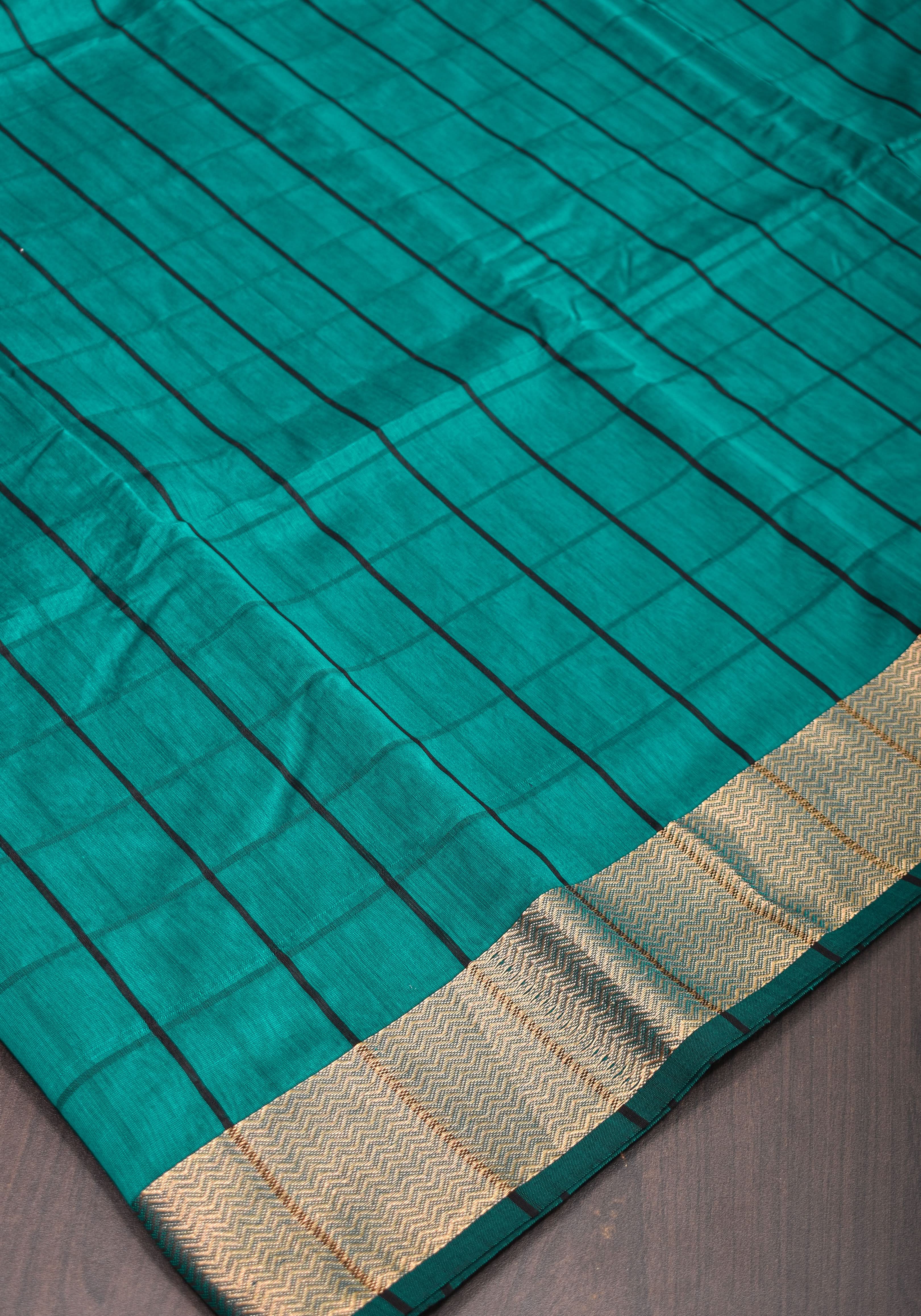 Handwoven Maheshwari Silk Cotton Saree  in Teal and Gold  with checks | Shobitam - Image 3