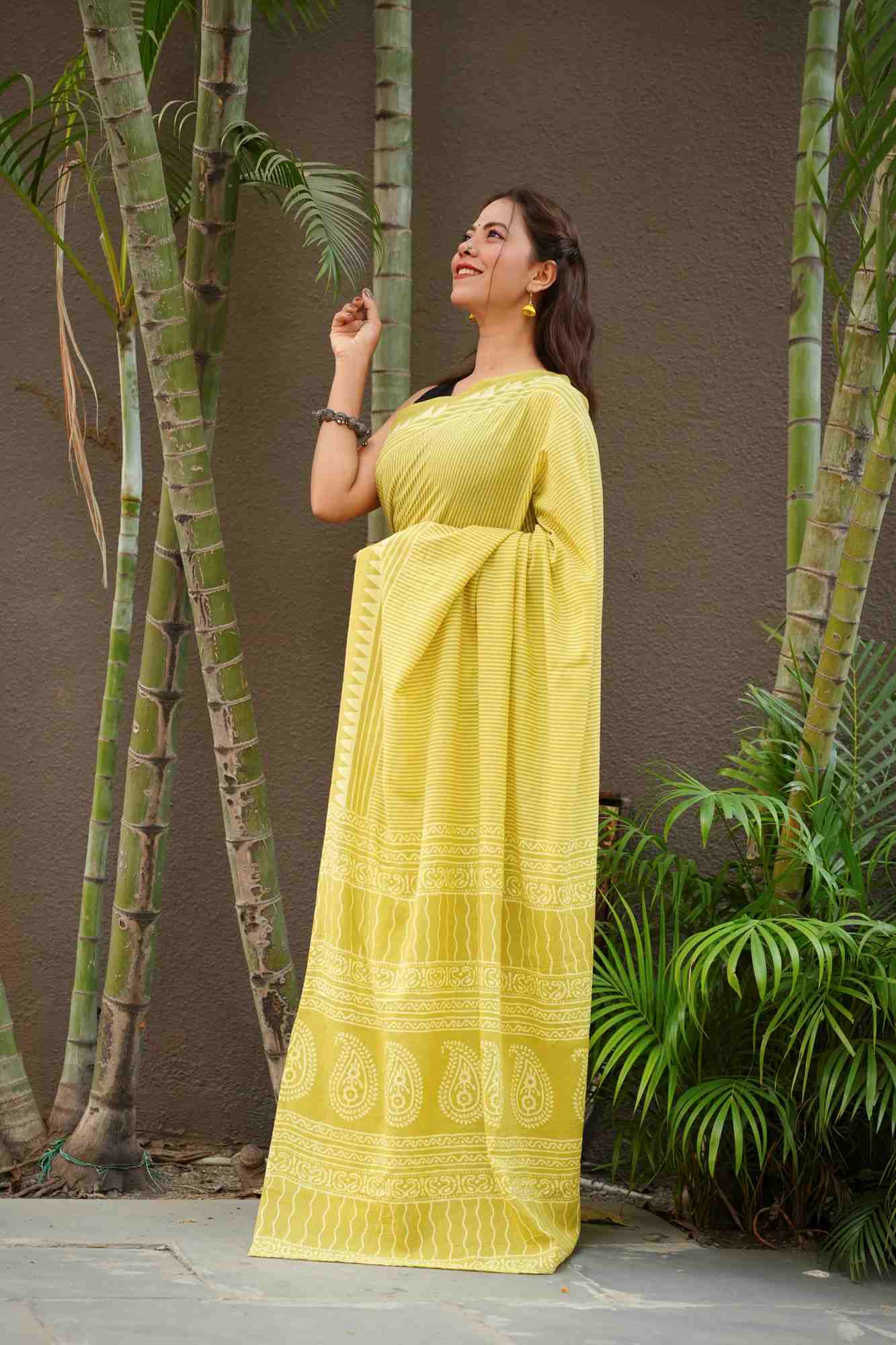 Mulmul vegetable dye stitched ready to wear saree - Image 5